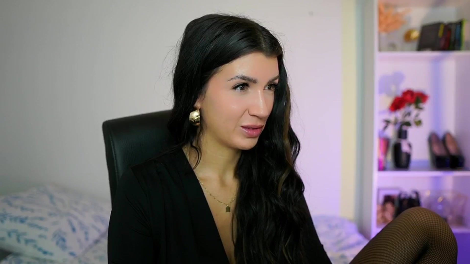 Gallery image thumbnail from Julia_Roca's myfreecams stream on, 09/07/2024, 09:02 image 14 of 20