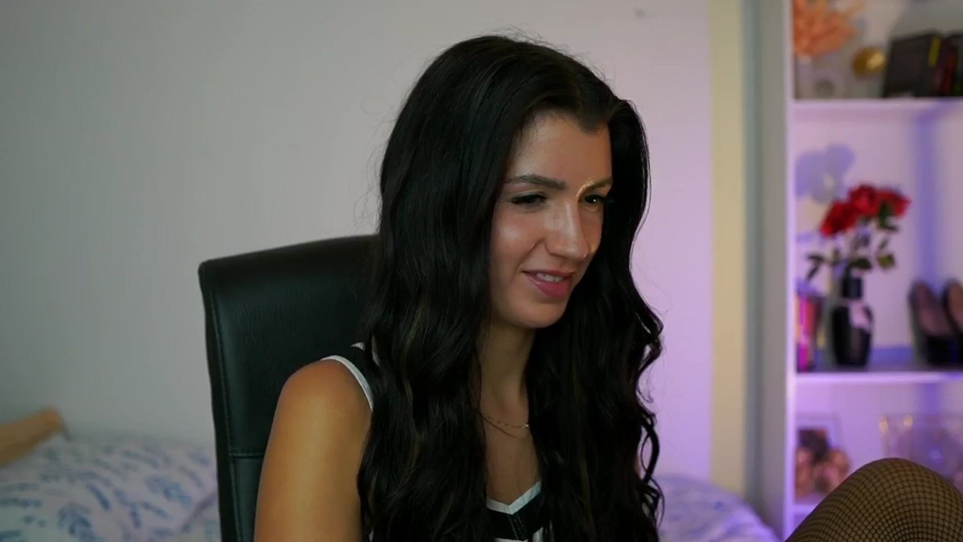 Gallery image thumbnail from Julia_Roca's myfreecams stream on, 09/07/2024, 14:57 image 17 of 20