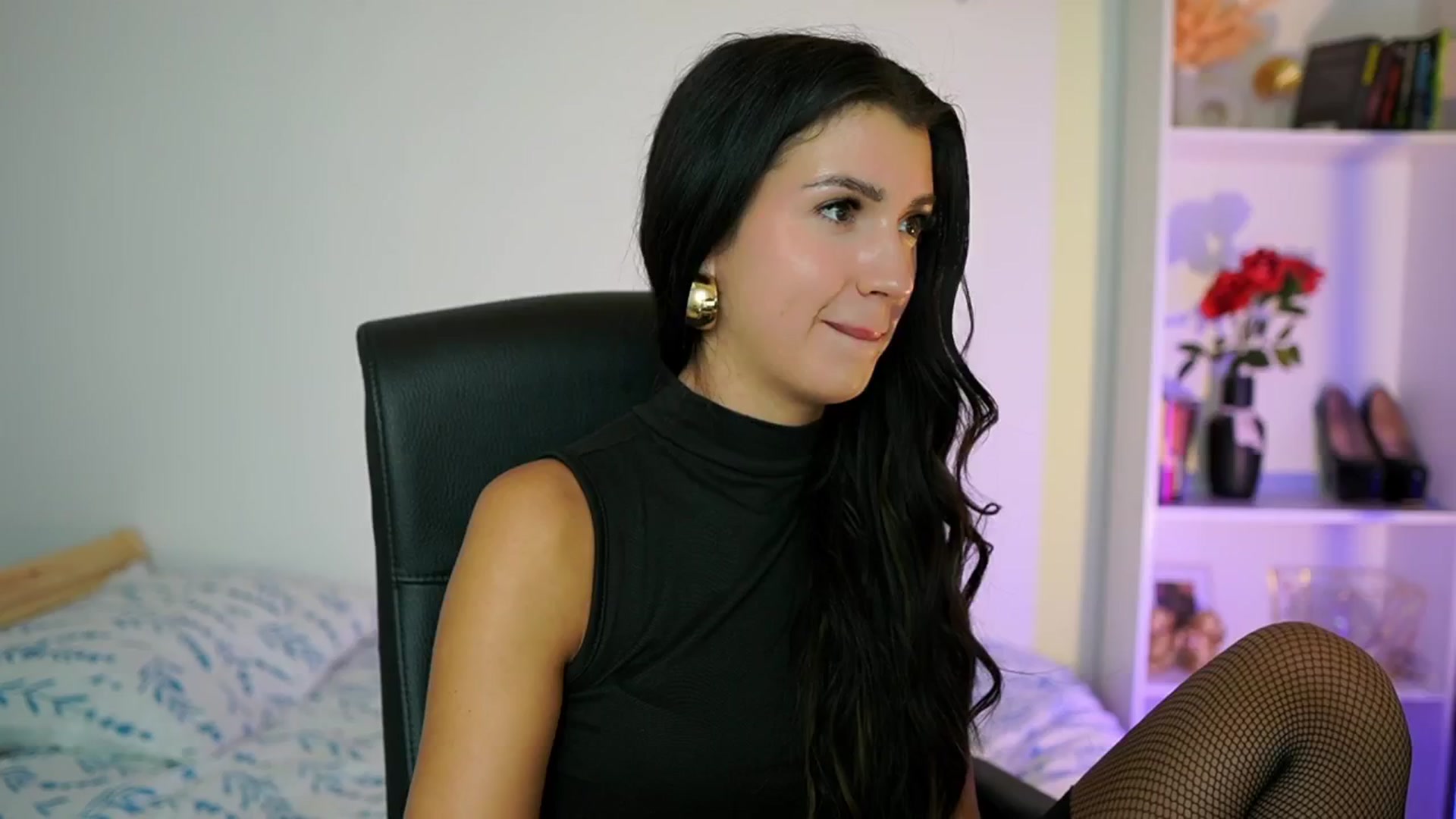 Gallery image thumbnail from Julia_Roca's myfreecams stream on, 09/07/2024, 16:30 image 14 of 20