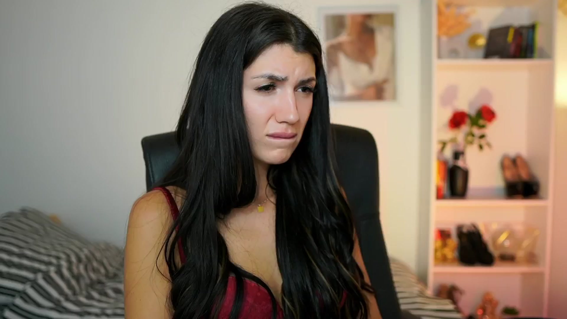 Gallery image thumbnail from Julia_Roca's myfreecams stream on, 09/26/2024, 18:12 image 10 of 20