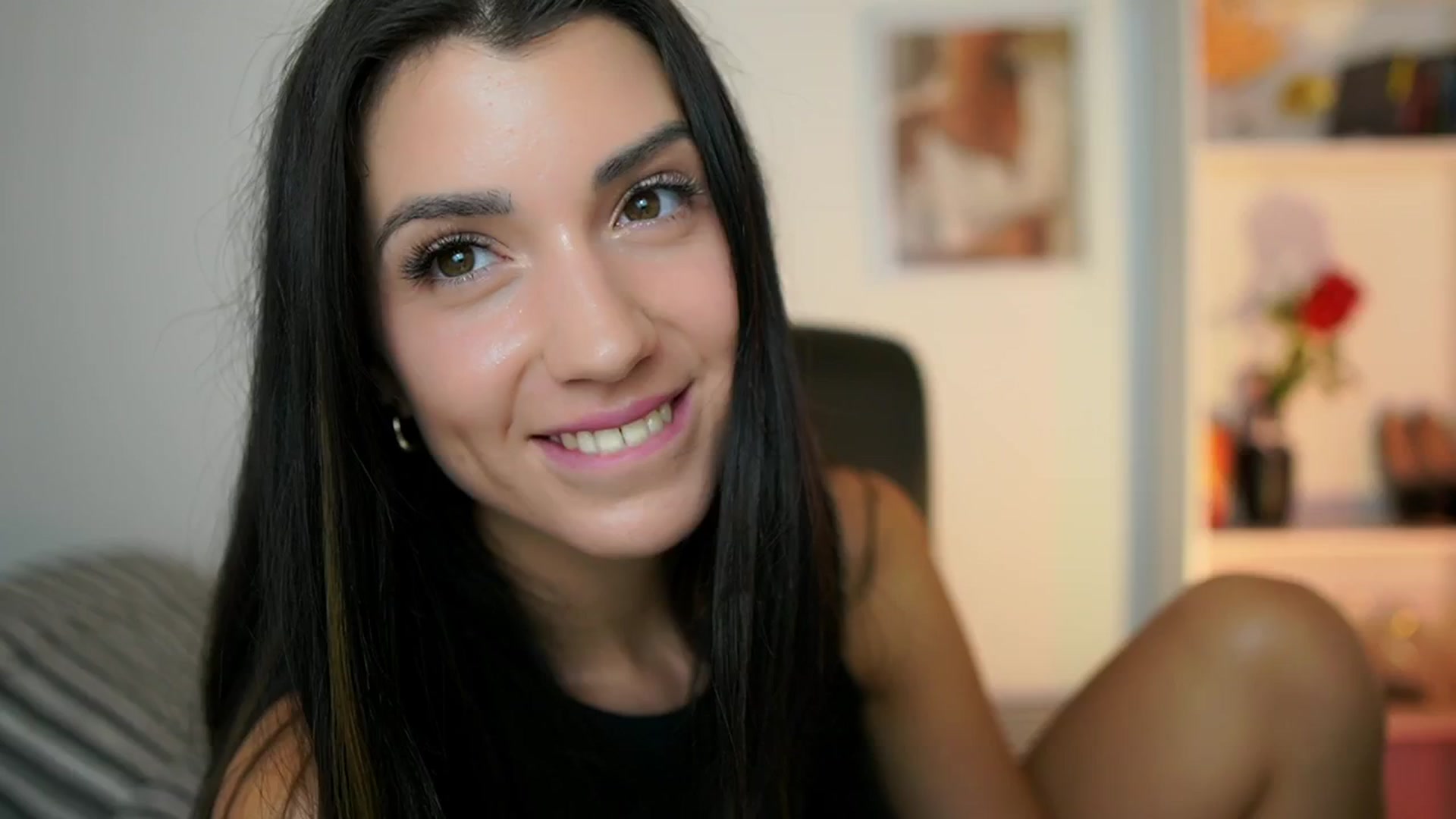 Gallery image thumbnail from Julia_Roca's myfreecams stream on, 10/02/2024, 15:08 image 9 of 20