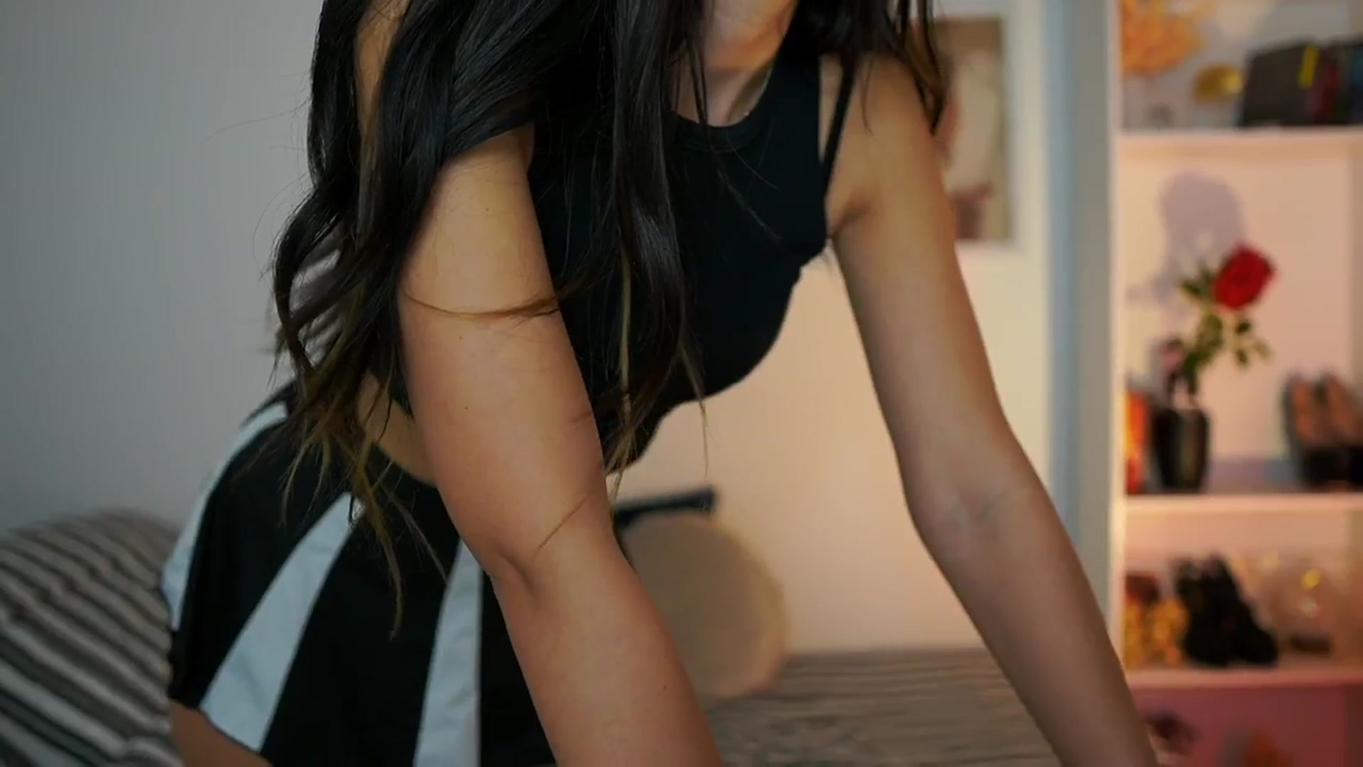 Gallery image thumbnail from Julia_Roca's myfreecams stream on, 10/02/2024, 16:03 image 17 of 20