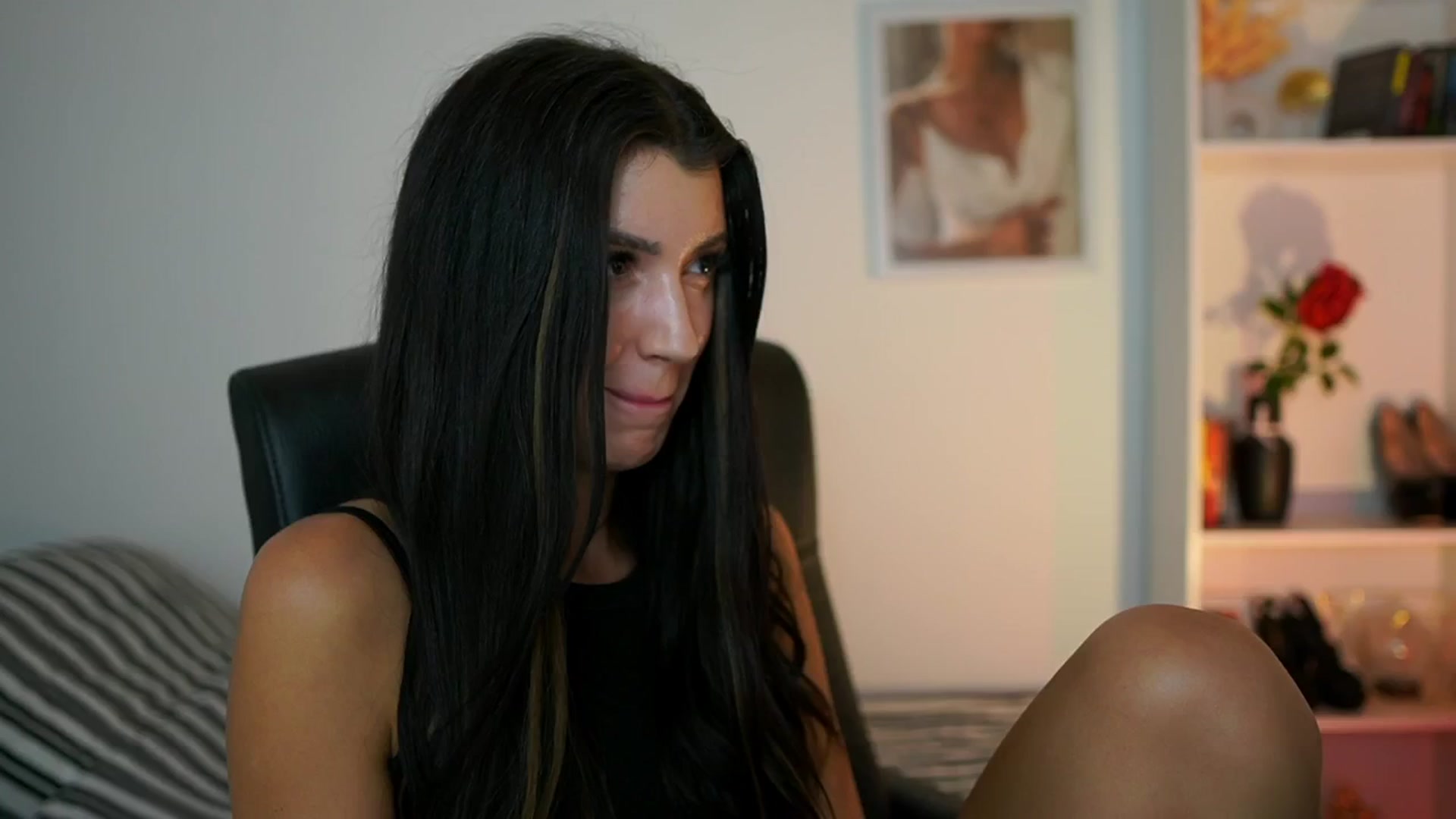 Gallery image thumbnail from Julia_Roca's myfreecams stream on, 10/02/2024, 18:16 image 18 of 20
