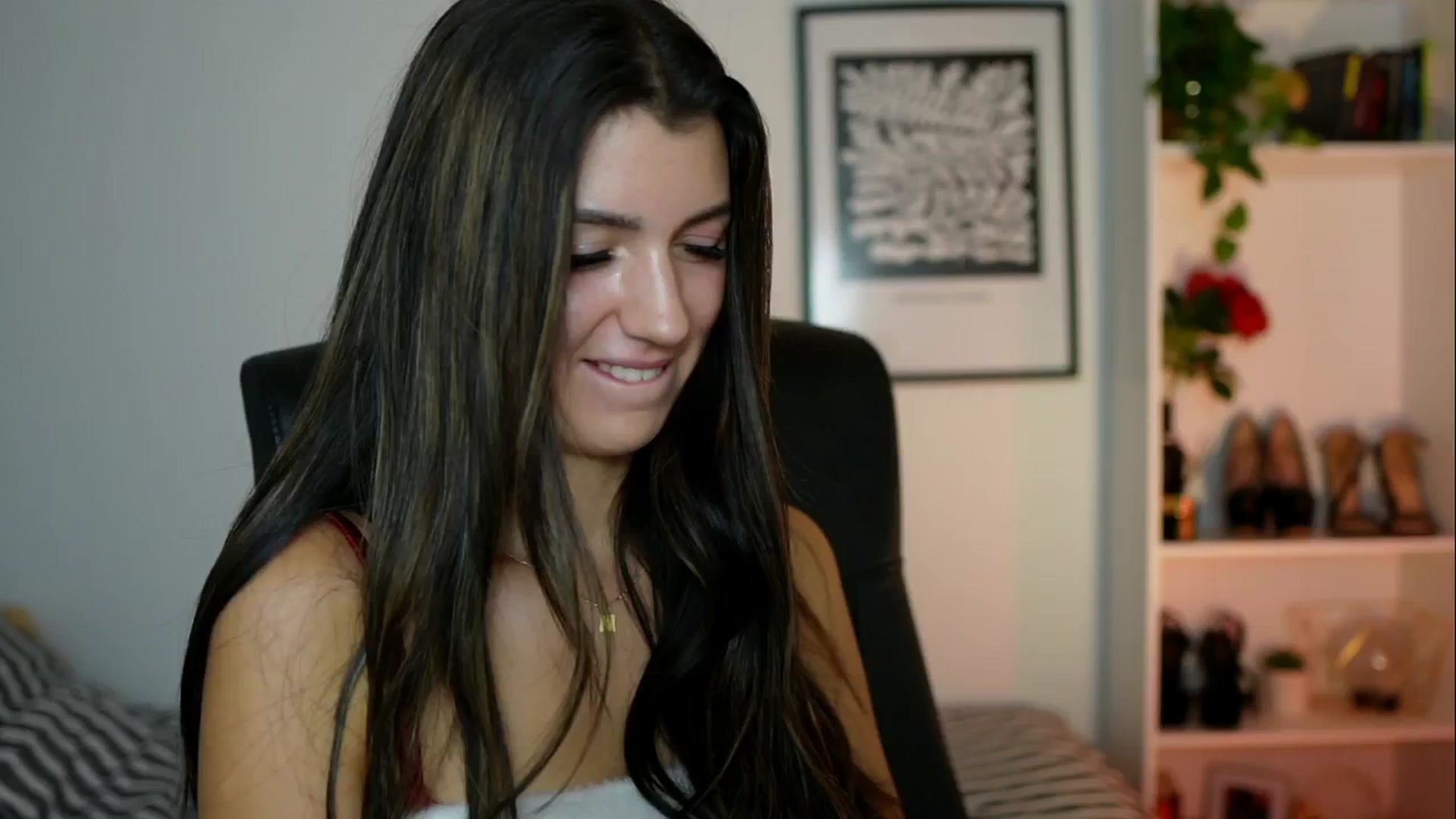 Gallery image thumbnail from Julia_Roca's myfreecams stream on, 10/09/2024, 15:13 image 2 of 20