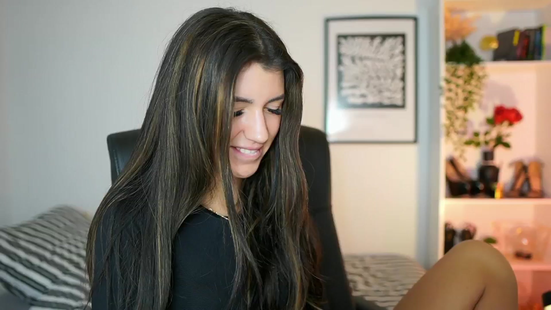 Gallery image thumbnail from Julia_Roca's myfreecams stream on, 10/20/2024, 10:00 image 11 of 20