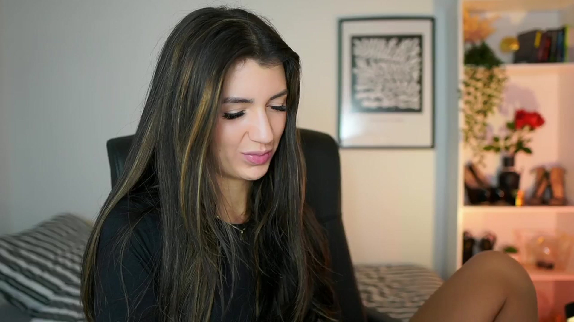 Gallery image thumbnail from Julia_Roca's myfreecams stream on, 10/20/2024, 10:00 image 14 of 20