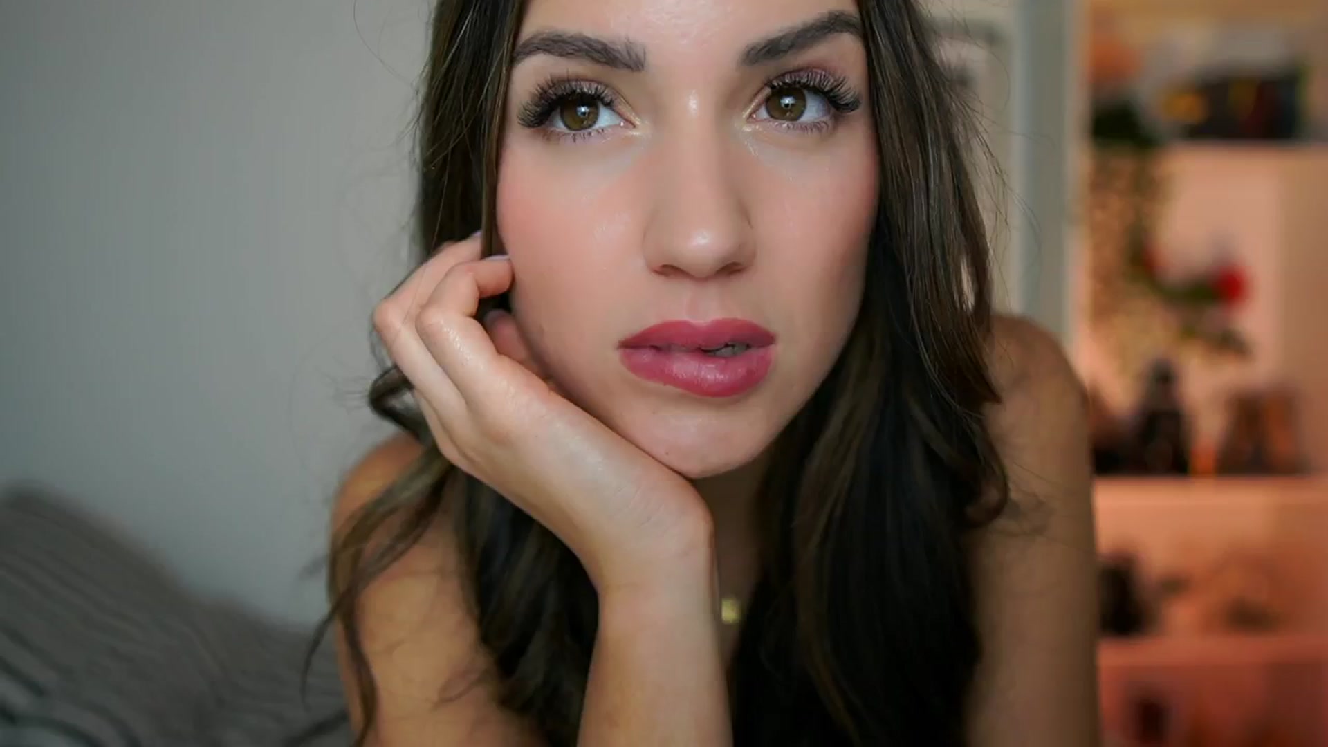 Gallery image thumbnail from Julia_Roca's myfreecams stream on, 10/23/2024, 14:57 image 14 of 20