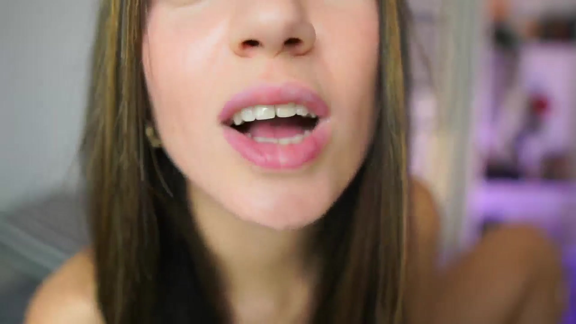 Gallery image thumbnail from Julia_Roca's myfreecams stream on, 11/07/2024, 17:31 image 7 of 20