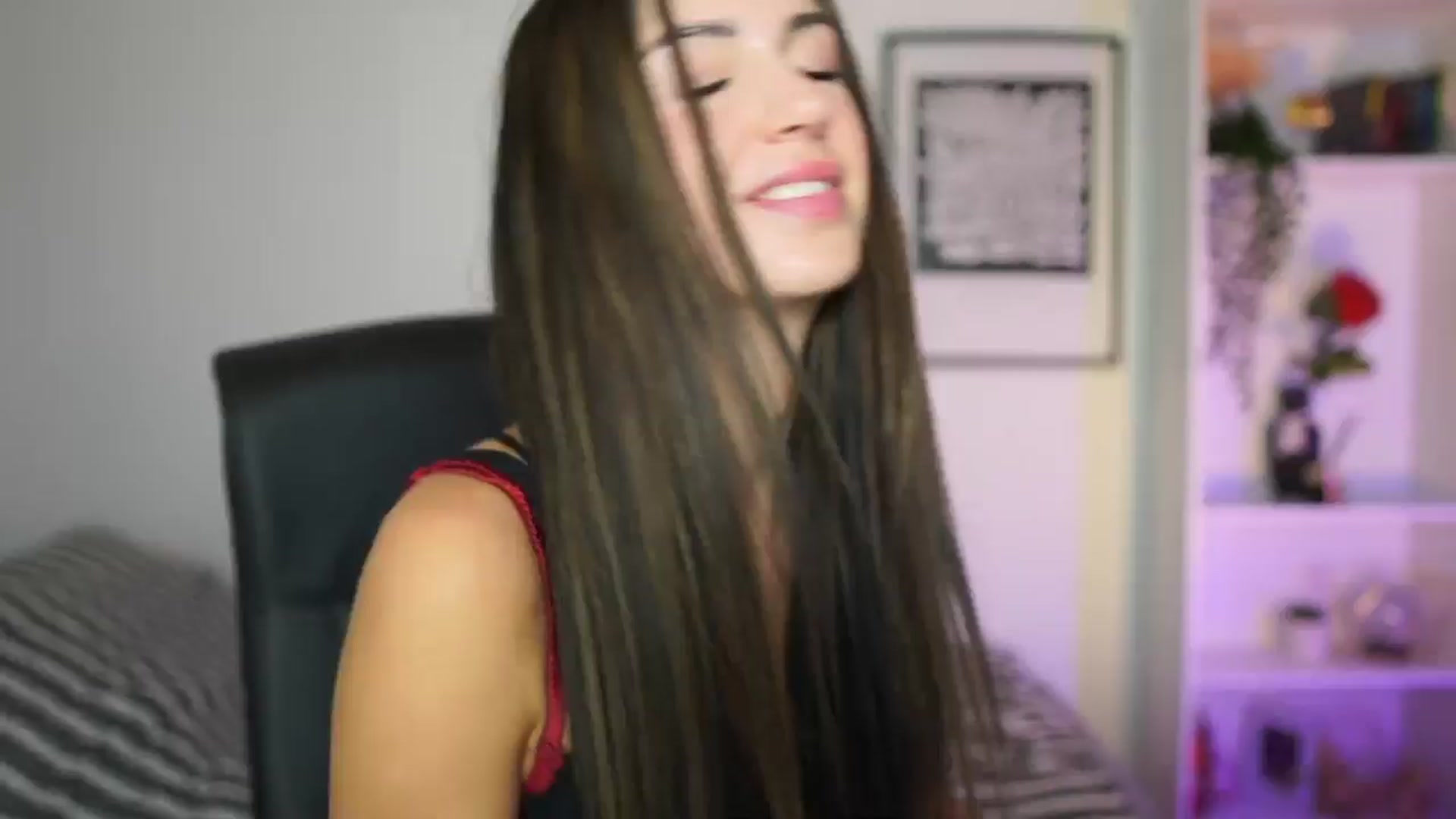 Gallery image thumbnail from Julia_Roca's myfreecams stream on, 11/08/2024, 19:12 image 6 of 20