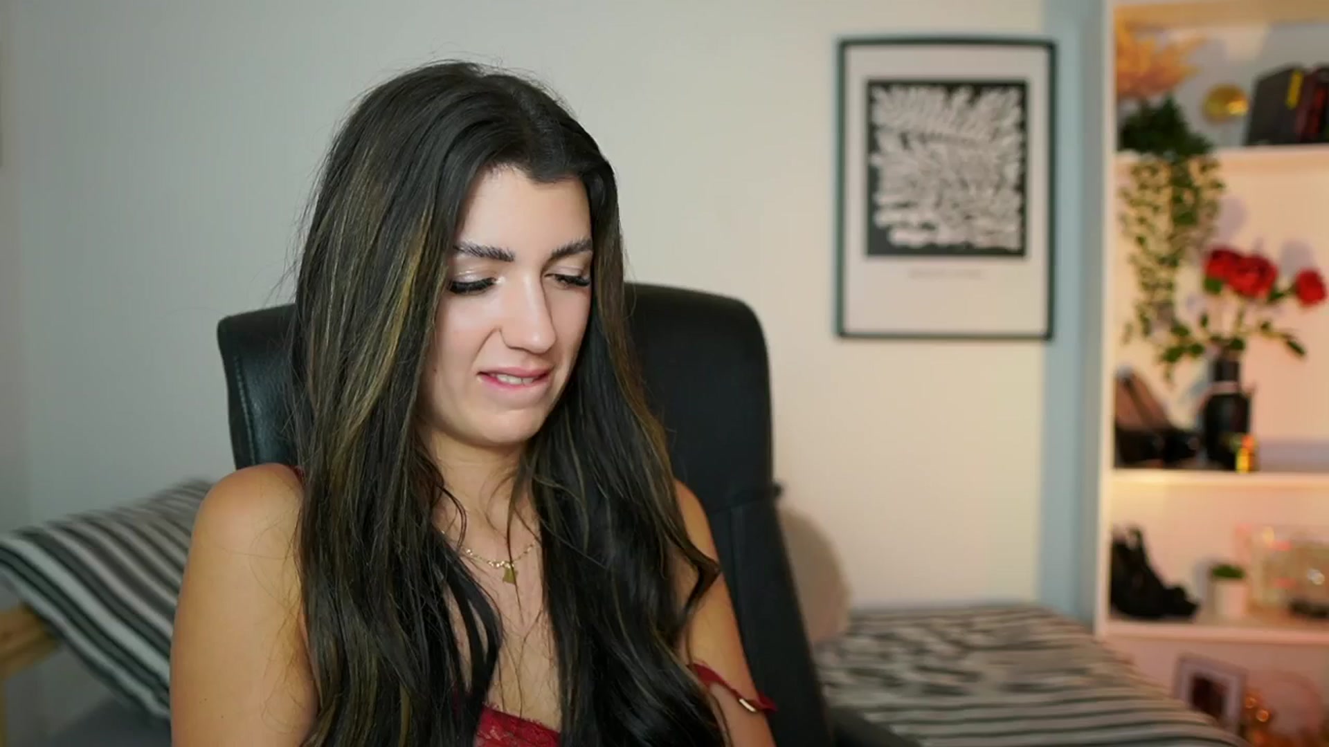 Gallery image thumbnail from Julia_Roca's myfreecams stream on, 11/28/2024, 19:13 image 20 of 20