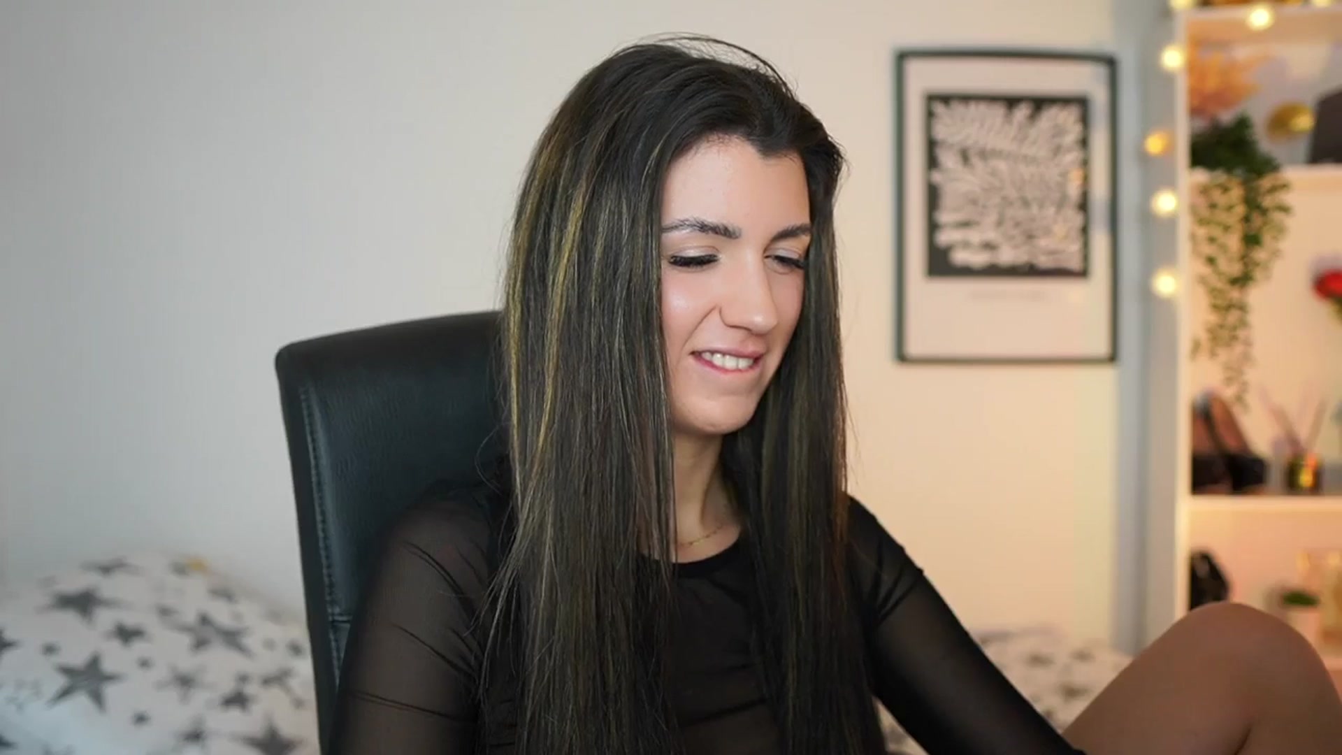 Gallery image thumbnail from Julia_Roca's myfreecams stream on, 12/30/2024, 15:55 image 12 of 20
