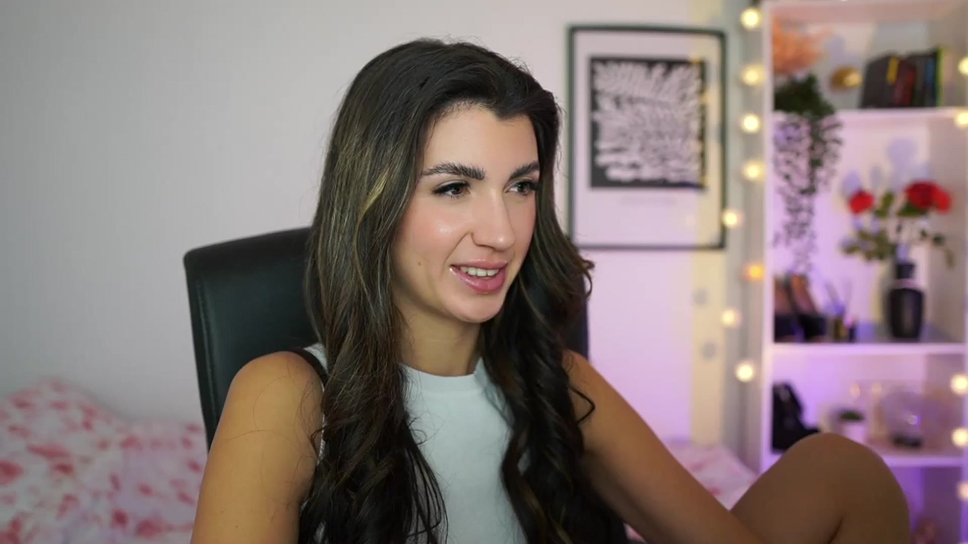 Gallery image thumbnail from Julia_Roca's myfreecams stream on, 01/05/2025, 17:44 image 3 of 20