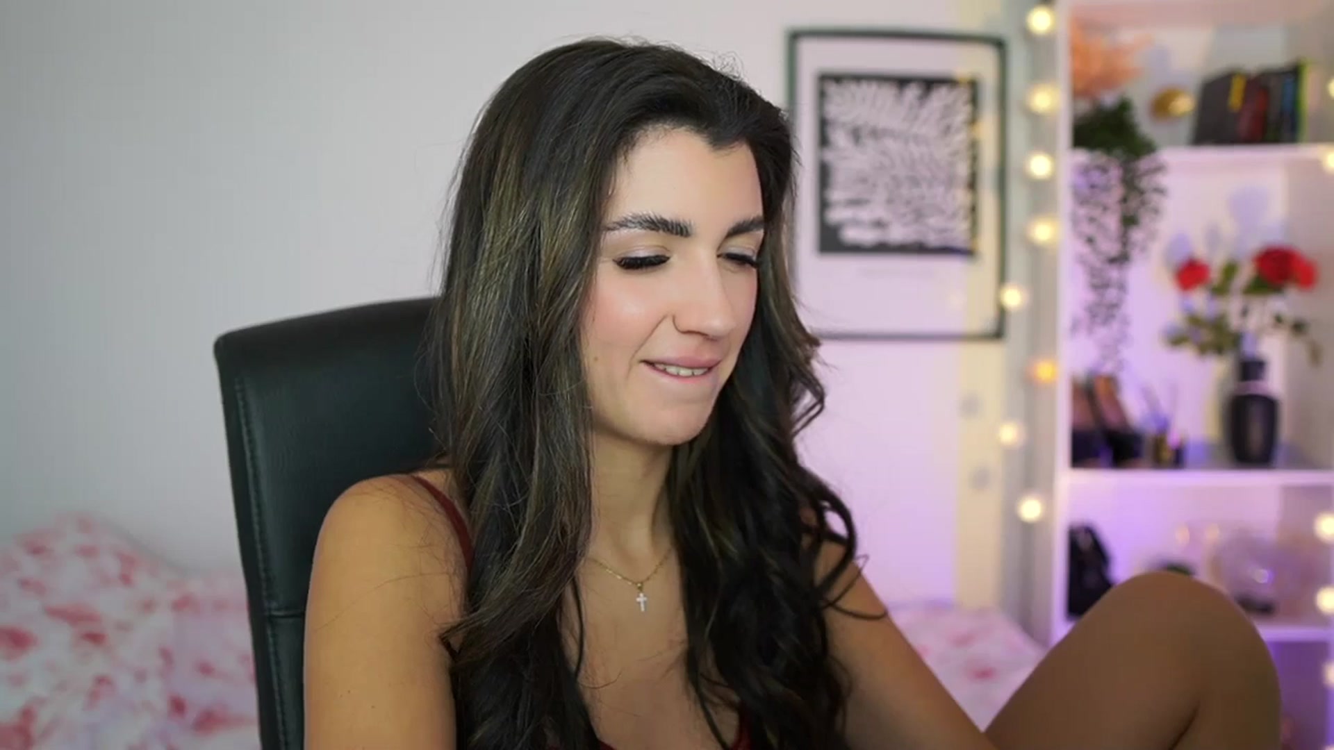 Gallery image thumbnail from Julia_Roca's myfreecams stream on, 01/05/2025, 17:44 image 7 of 20