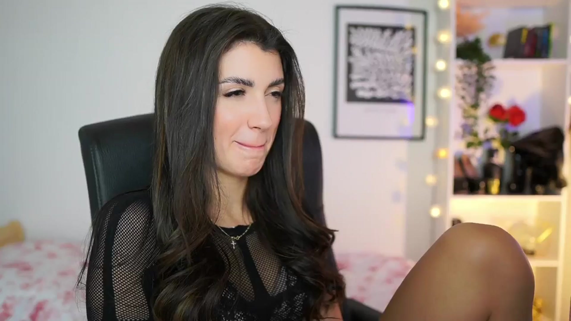 Gallery image thumbnail from Julia_Roca's myfreecams stream on, 01/09/2025, 16:19 image 5 of 20