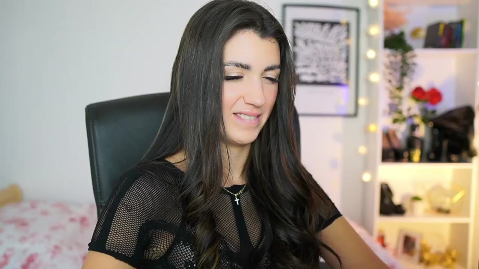 Gallery image thumbnail from Julia_Roca's myfreecams stream on, 01/09/2025, 16:19 image 9 of 20