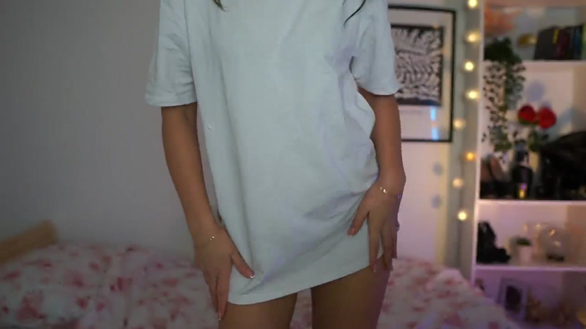Gallery image thumbnail from Julia_Roca's myfreecams stream on, 01/10/2025, 17:09 image 2 of 20