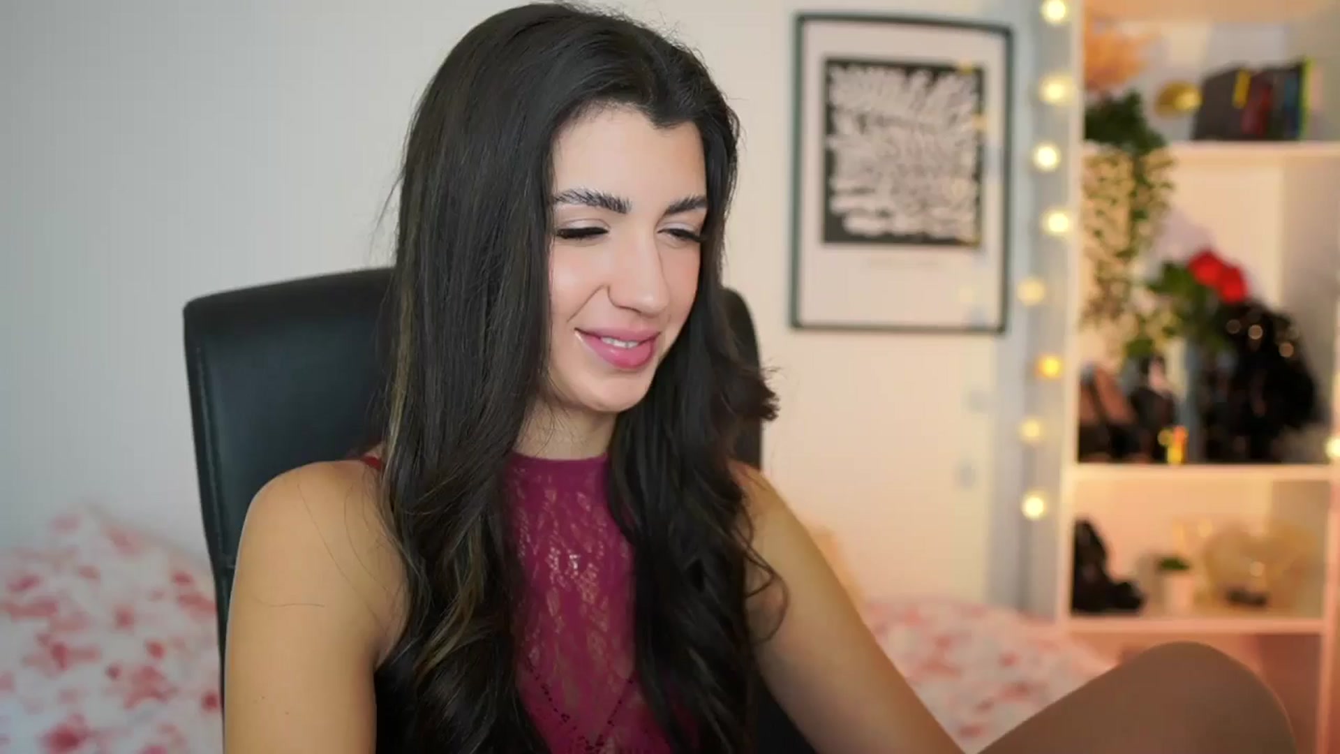 Gallery image thumbnail from Julia_Roca's myfreecams stream on, 01/11/2025, 19:01 image 1 of 20