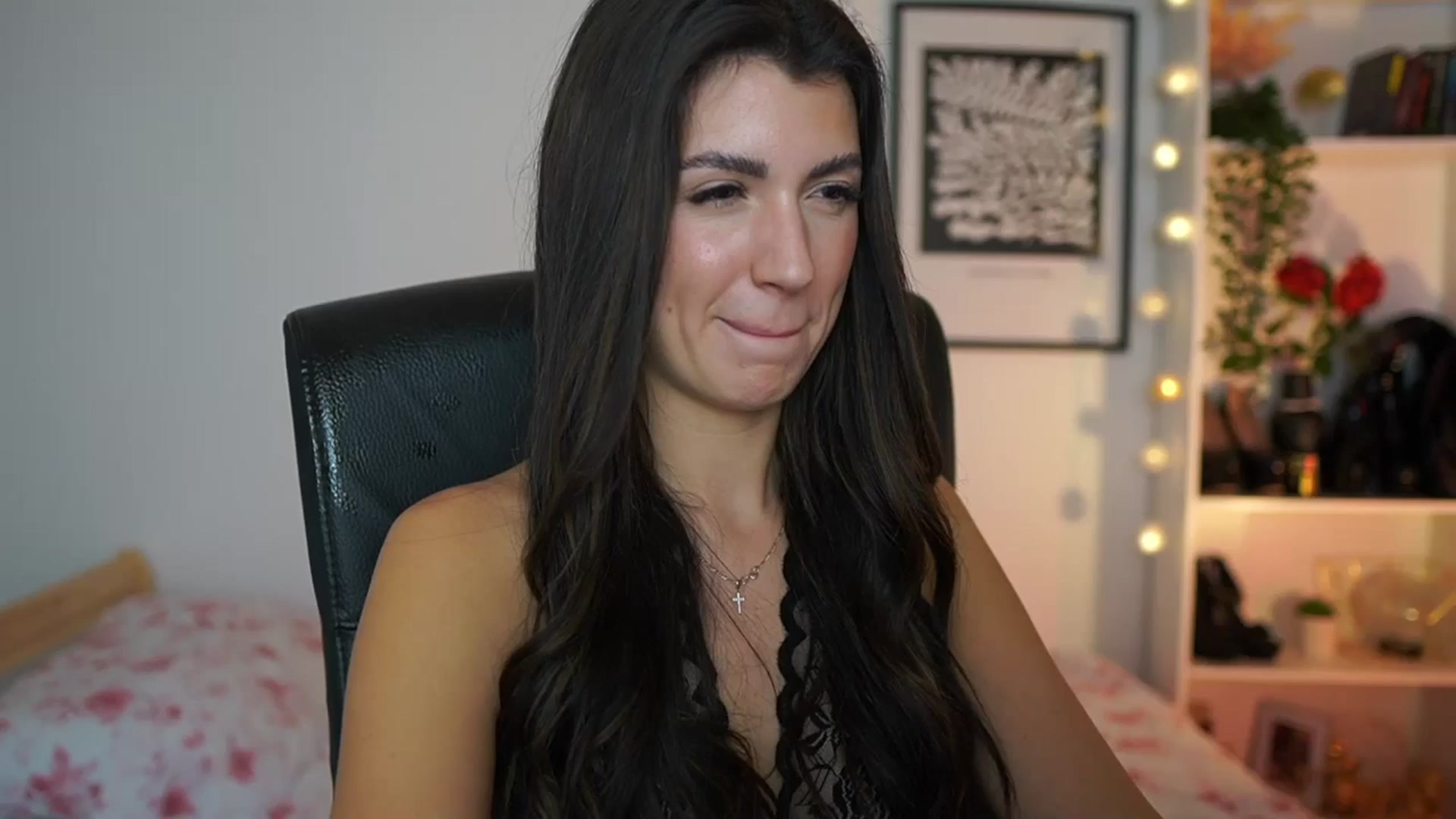Gallery image thumbnail from Julia_Roca's myfreecams stream on, 01/12/2025, 17:23 image 14 of 20