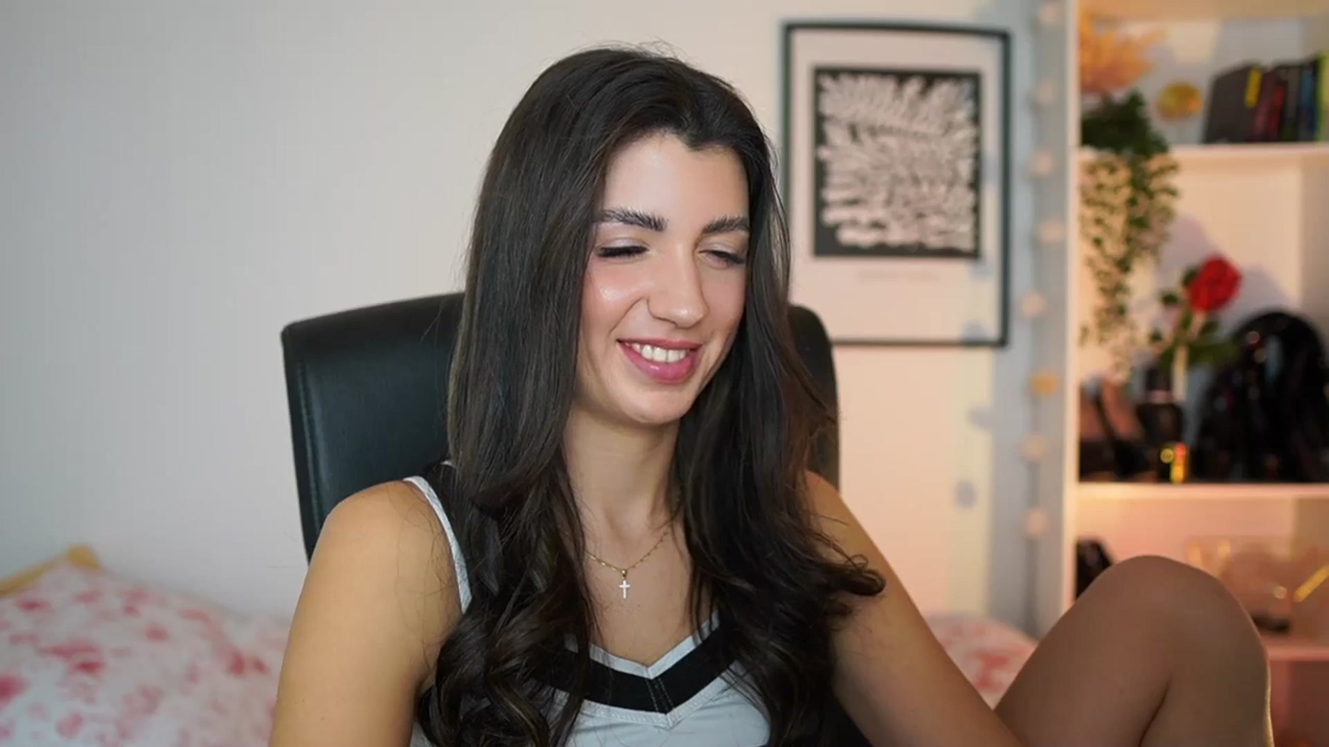 Gallery image thumbnail from Julia_Roca's myfreecams stream on, 01/15/2025, 19:13 image 18 of 20