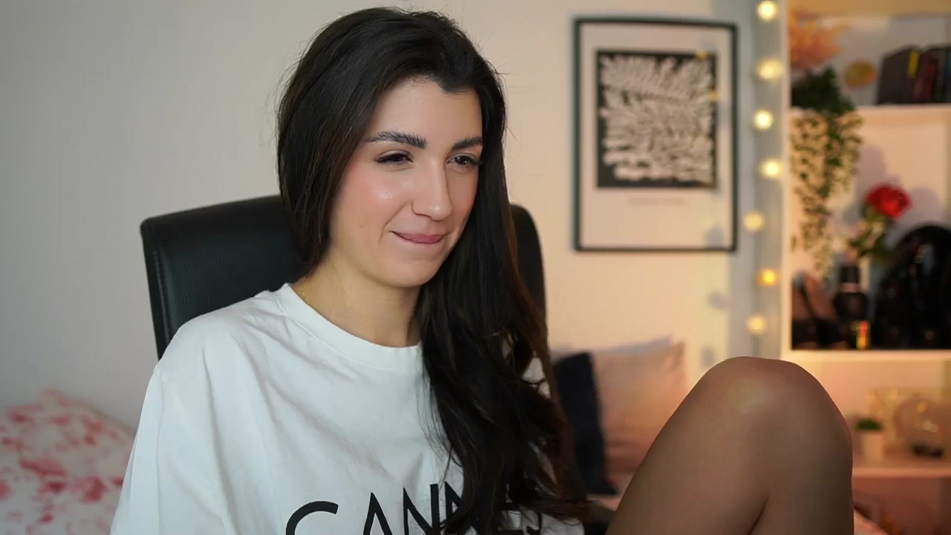 Gallery image thumbnail from Julia_Roca's myfreecams stream on, 01/16/2025, 15:36 image 11 of 20