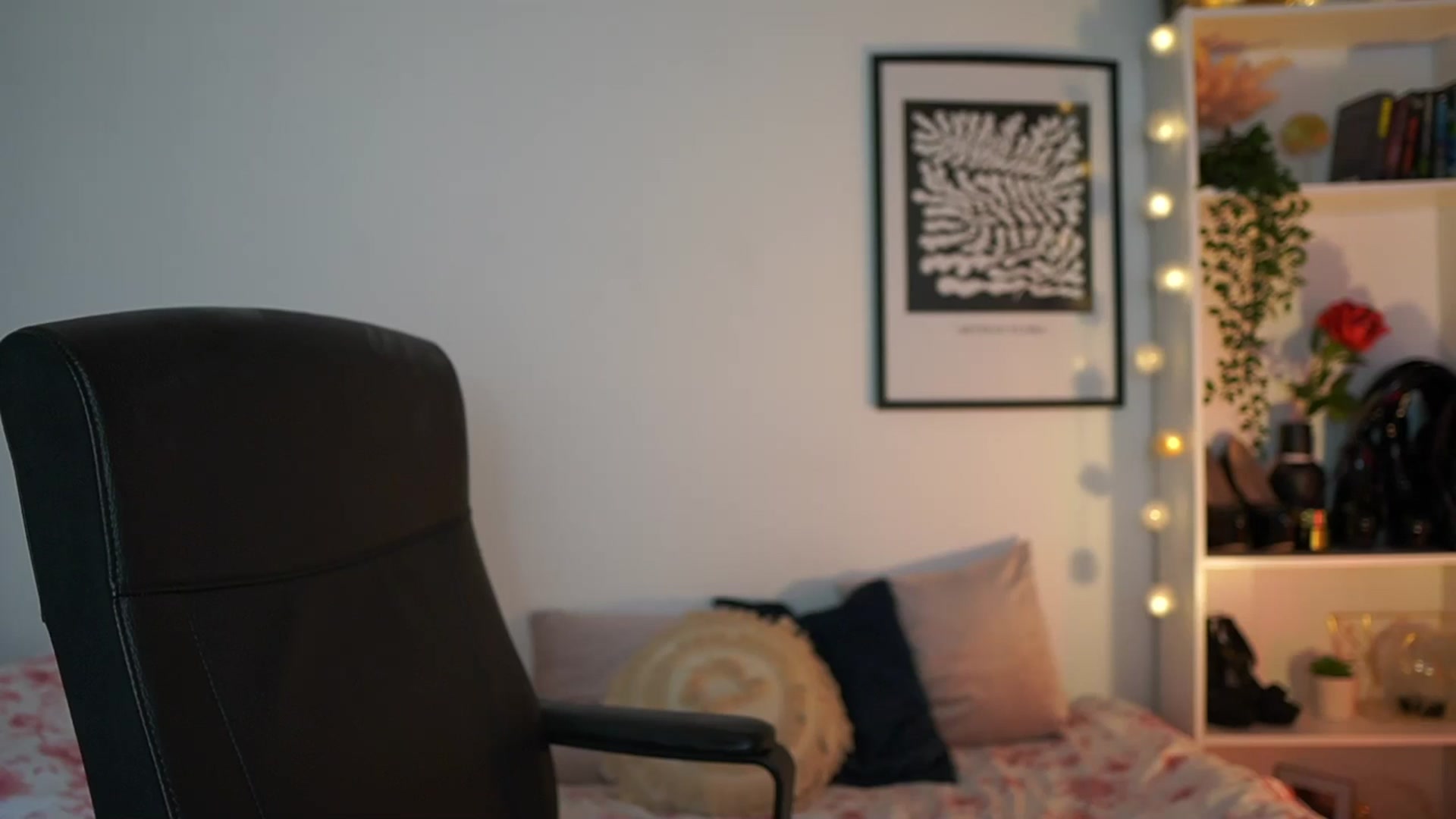 Gallery image thumbnail from Julia_Roca's myfreecams stream on, 01/16/2025, 19:08 image 2 of 20