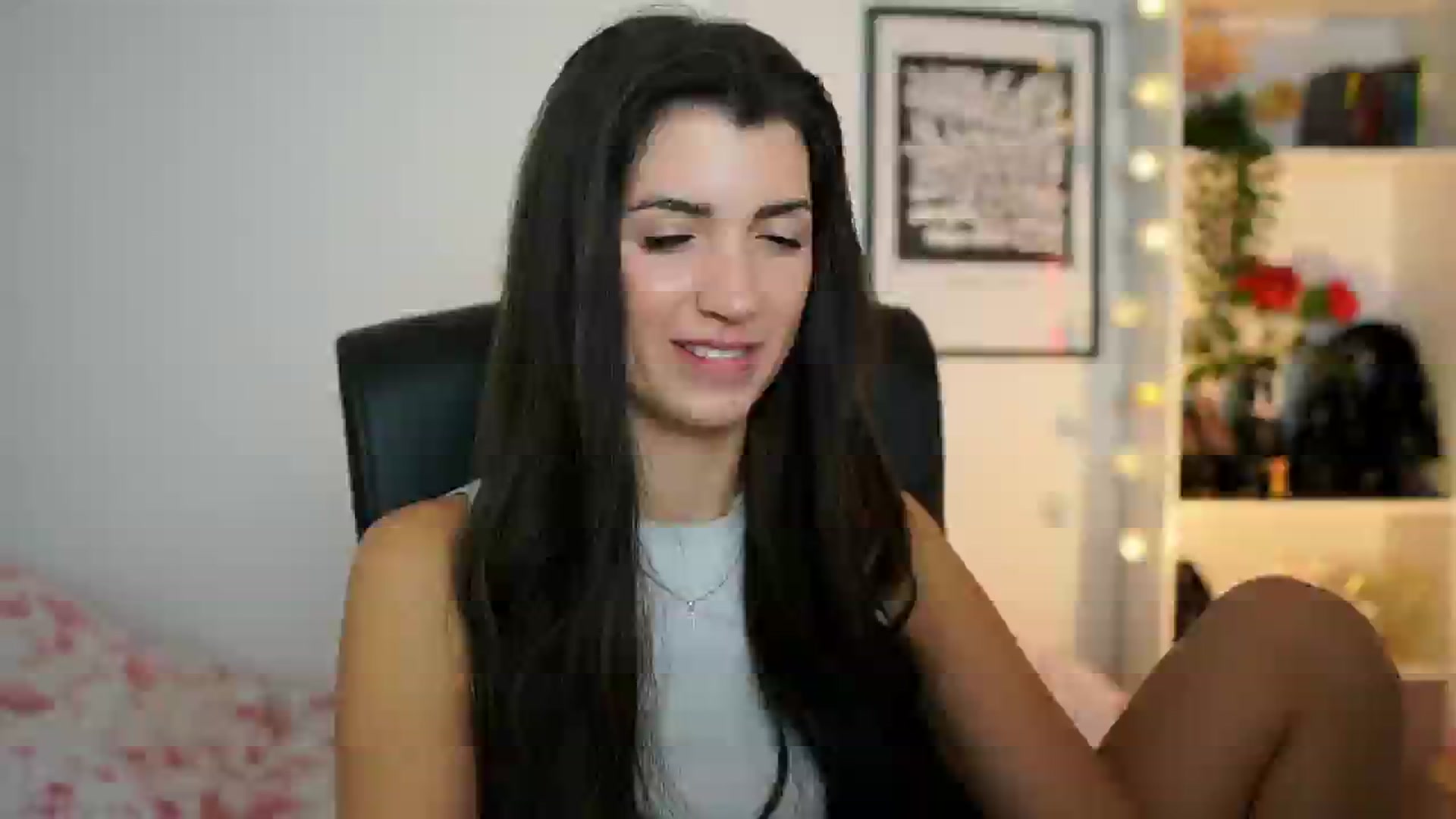 Gallery image thumbnail from Julia_Roca's myfreecams stream on, 01/18/2025, 17:41 image 3 of 20