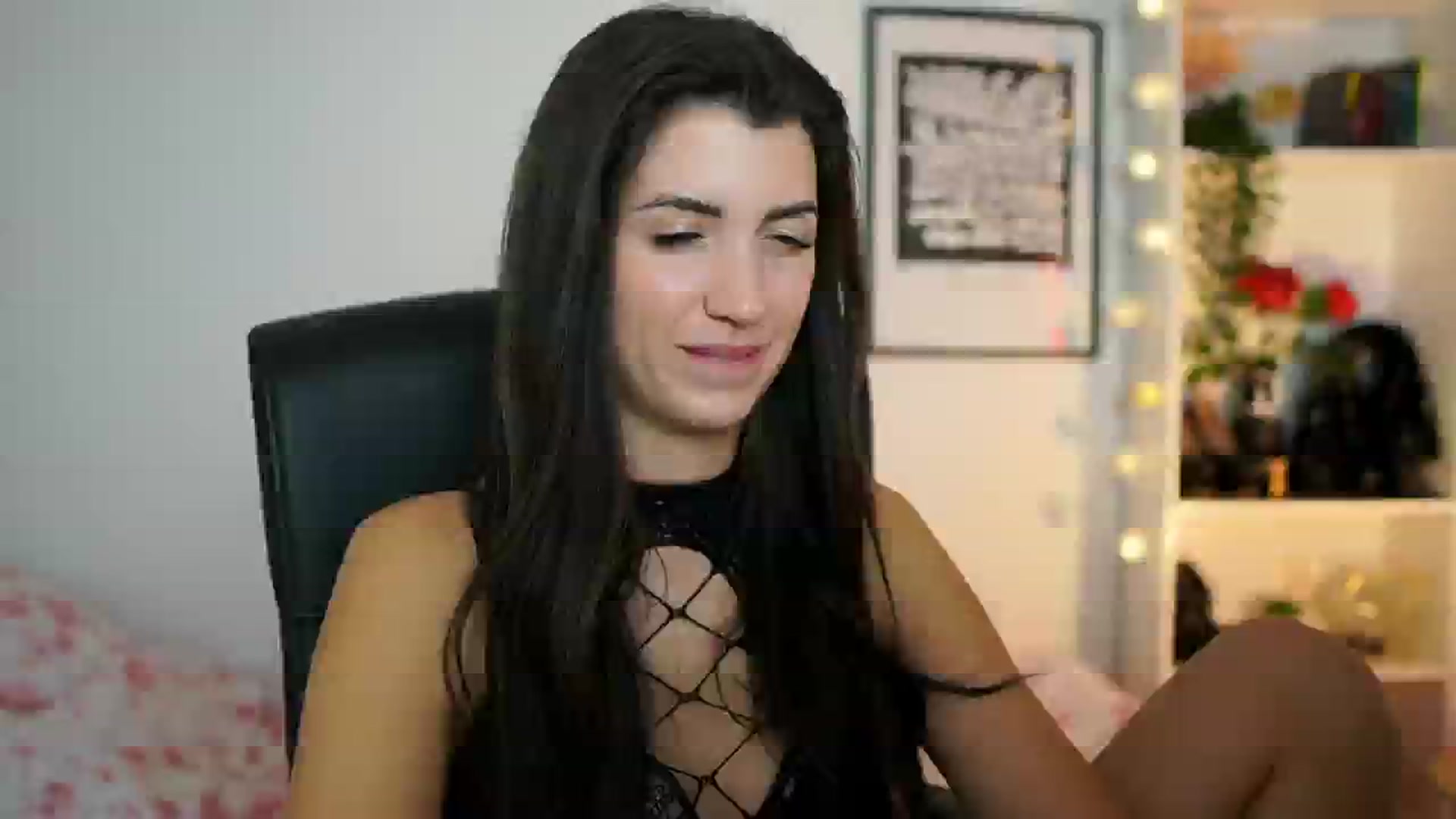 Gallery image thumbnail from Julia_Roca's myfreecams stream on, 01/18/2025, 17:41 image 4 of 20