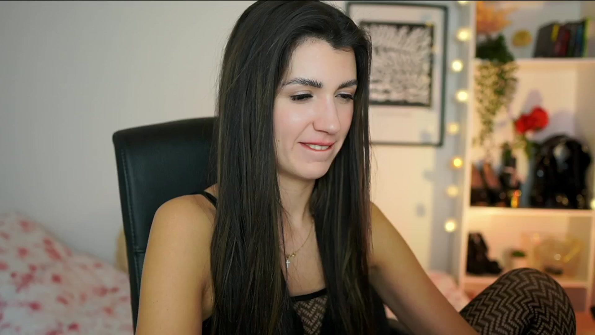 Gallery image thumbnail from Julia_Roca's myfreecams stream on, 01/20/2025, 15:01 image 14 of 20