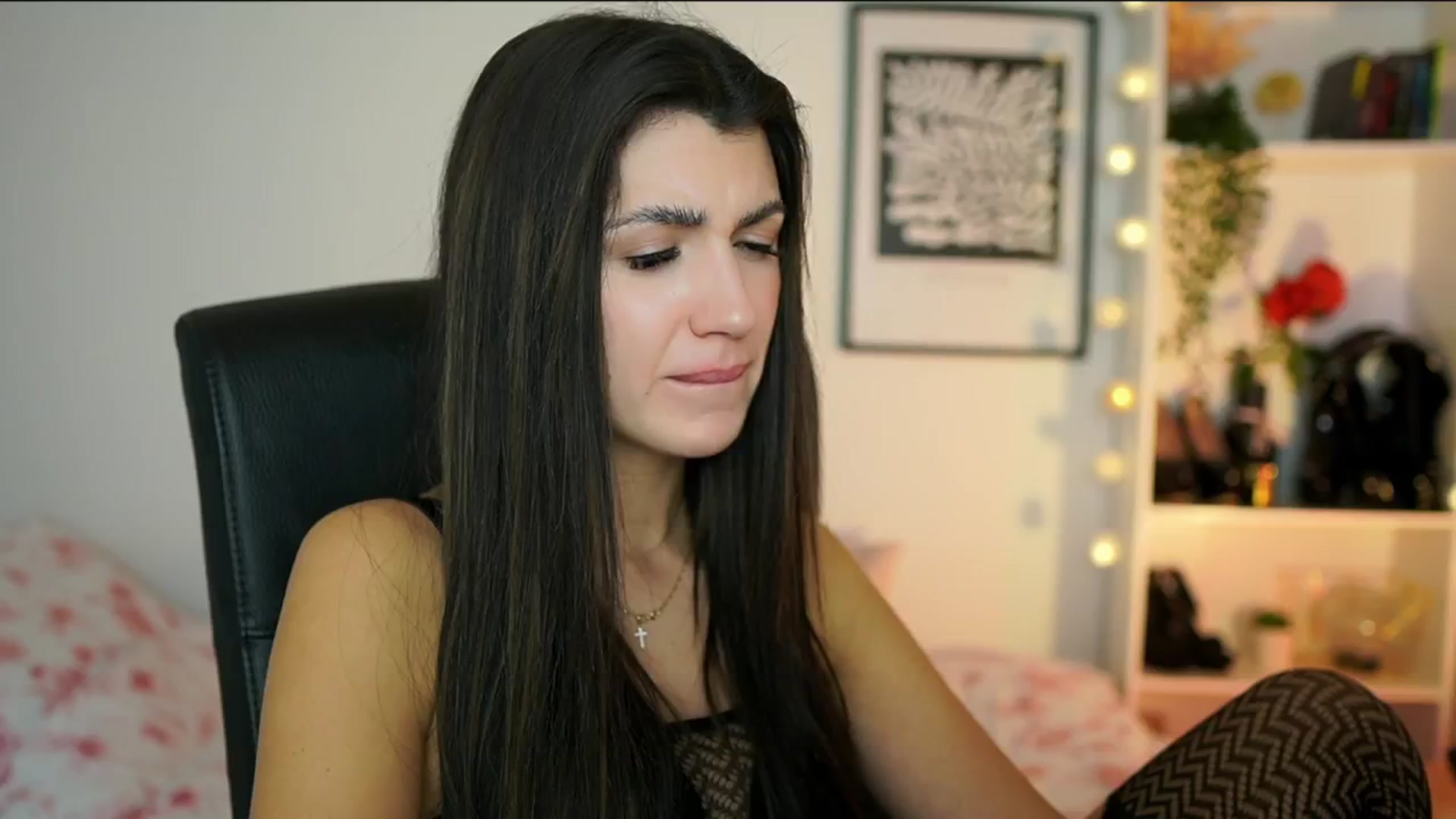Gallery image thumbnail from Julia_Roca's myfreecams stream on, 01/20/2025, 17:27 image 3 of 20