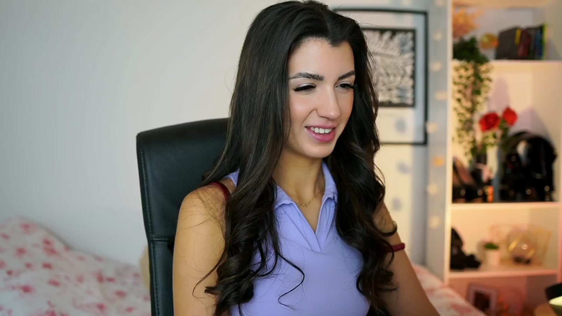 Gallery image thumbnail from Julia_Roca's myfreecams stream on, 01/23/2025, 14:39 image 16 of 20