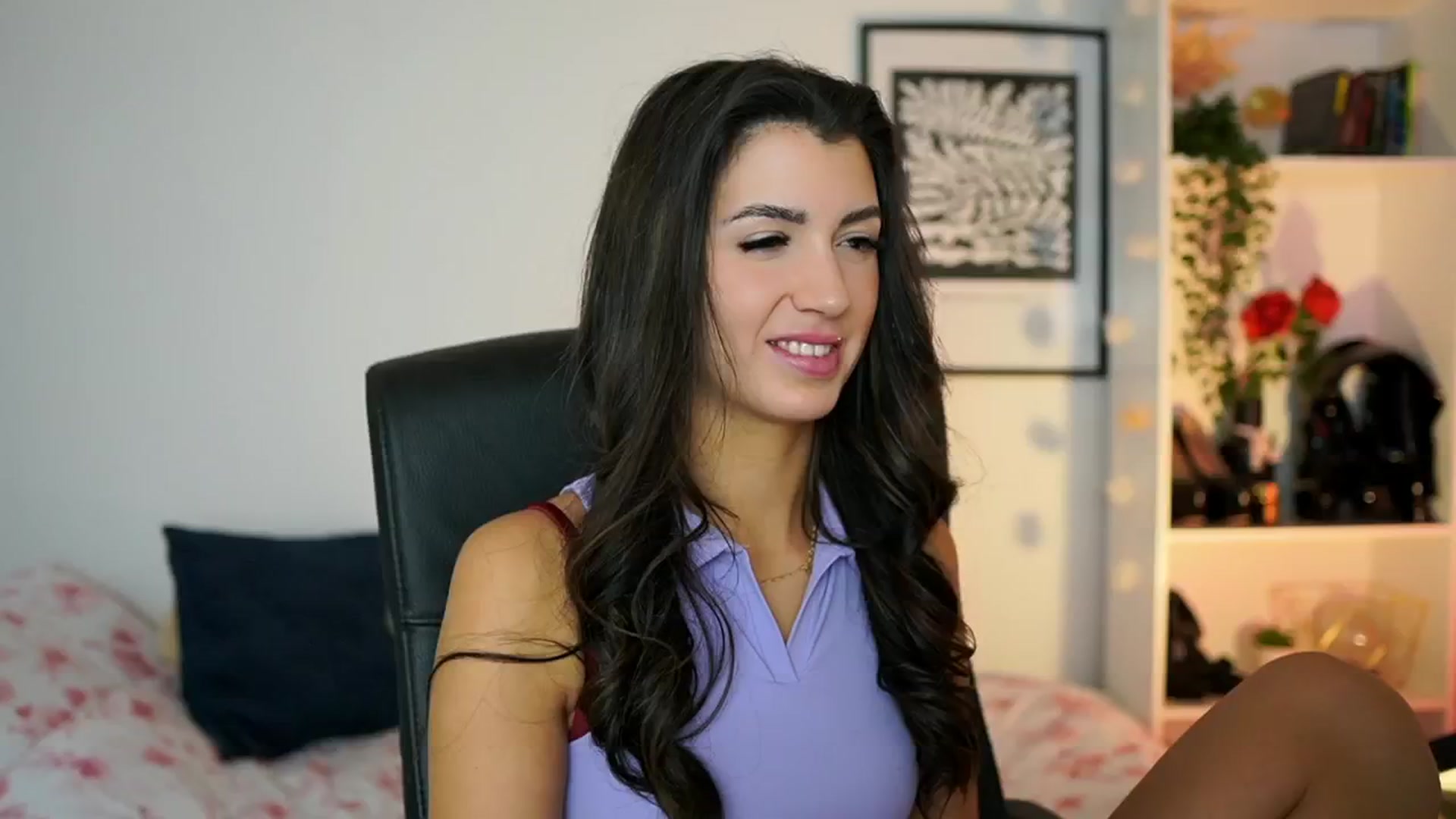 Gallery image thumbnail from Julia_Roca's myfreecams stream on, 01/23/2025, 15:37 image 10 of 20