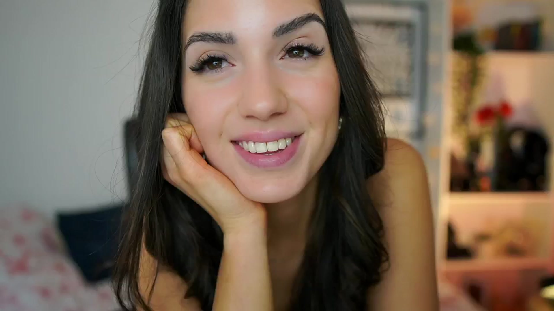 Gallery image thumbnail from Julia_Roca's myfreecams stream on, 01/23/2025, 19:21 image 16 of 20