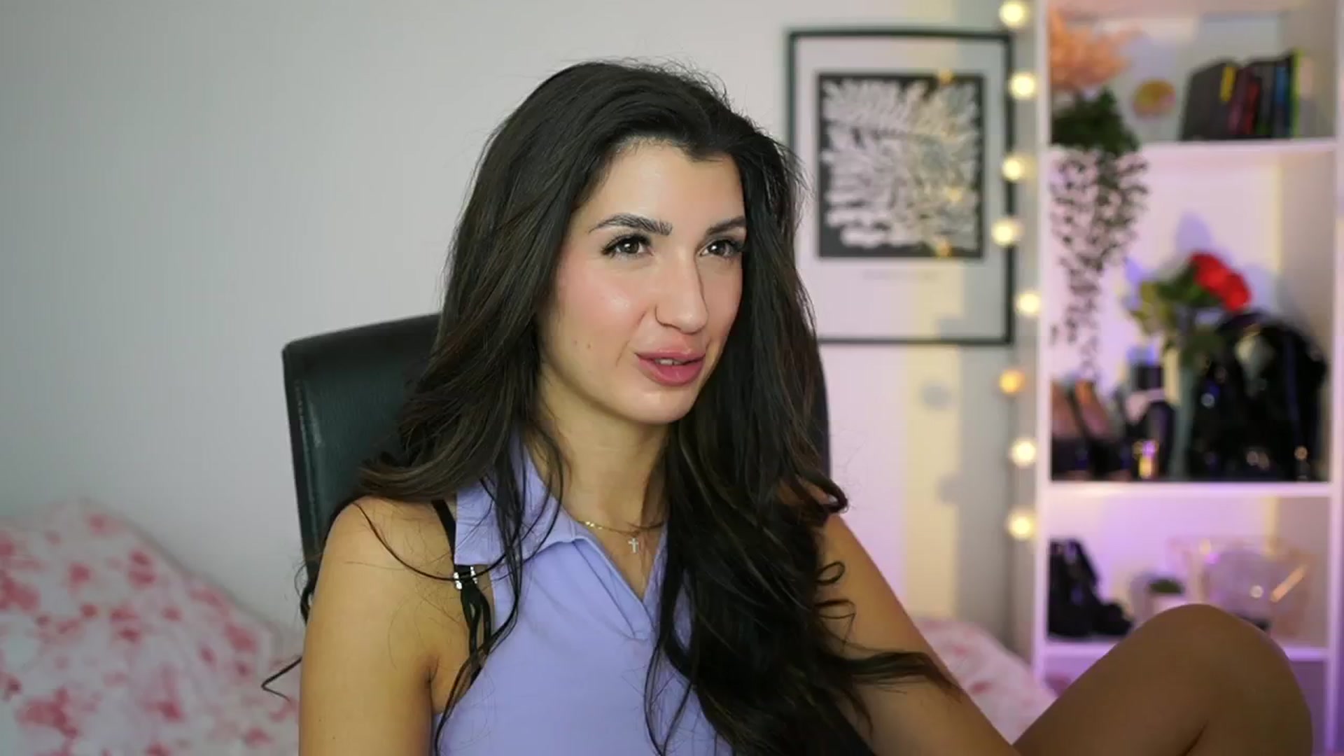 Gallery image thumbnail from Julia_Roca's myfreecams stream on, 02/06/2025, 15:51 image 14 of 20