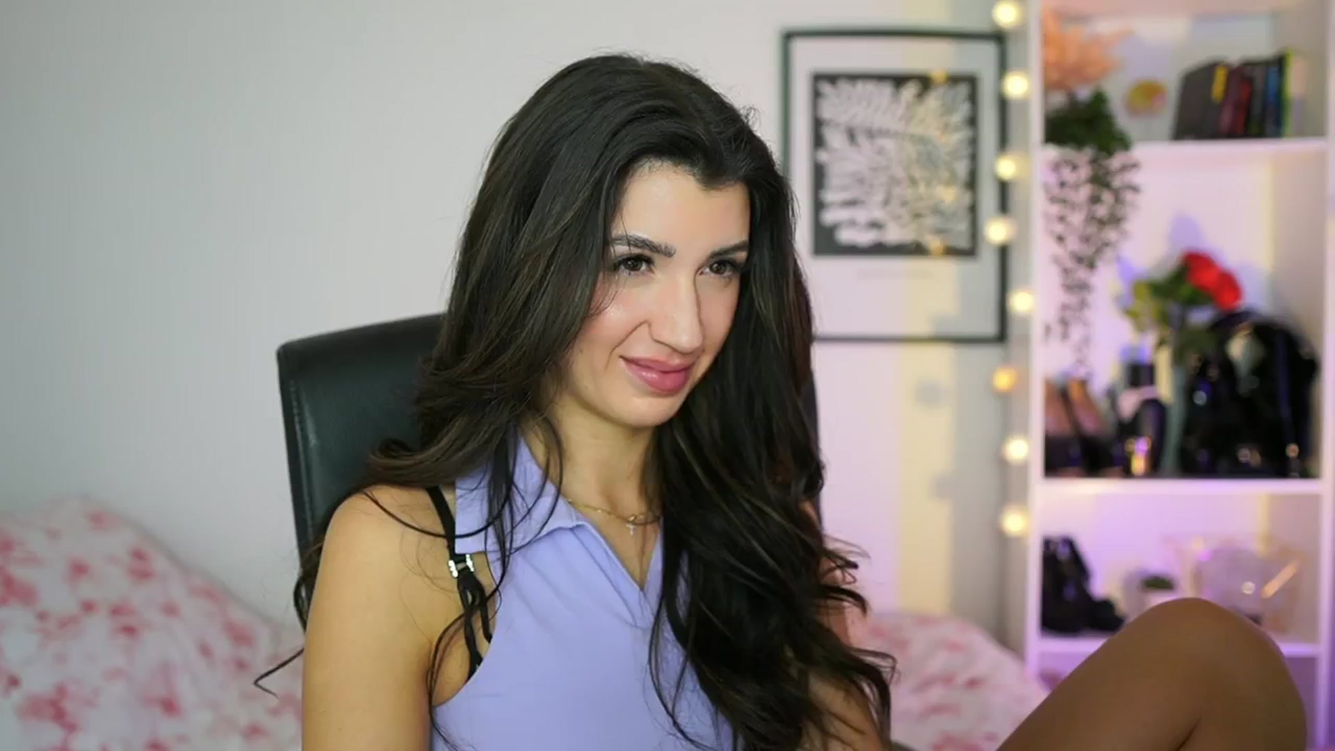 Gallery image thumbnail from Julia_Roca's myfreecams stream on, 02/06/2025, 15:51 image 13 of 20