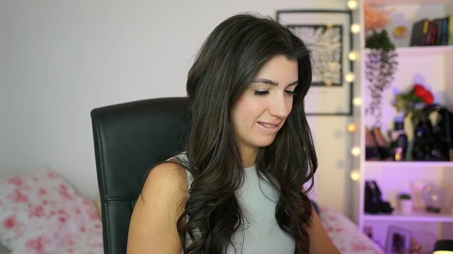 Gallery image thumbnail from Julia_Roca's myfreecams stream on, 02/08/2025, 17:50 image 4 of 20