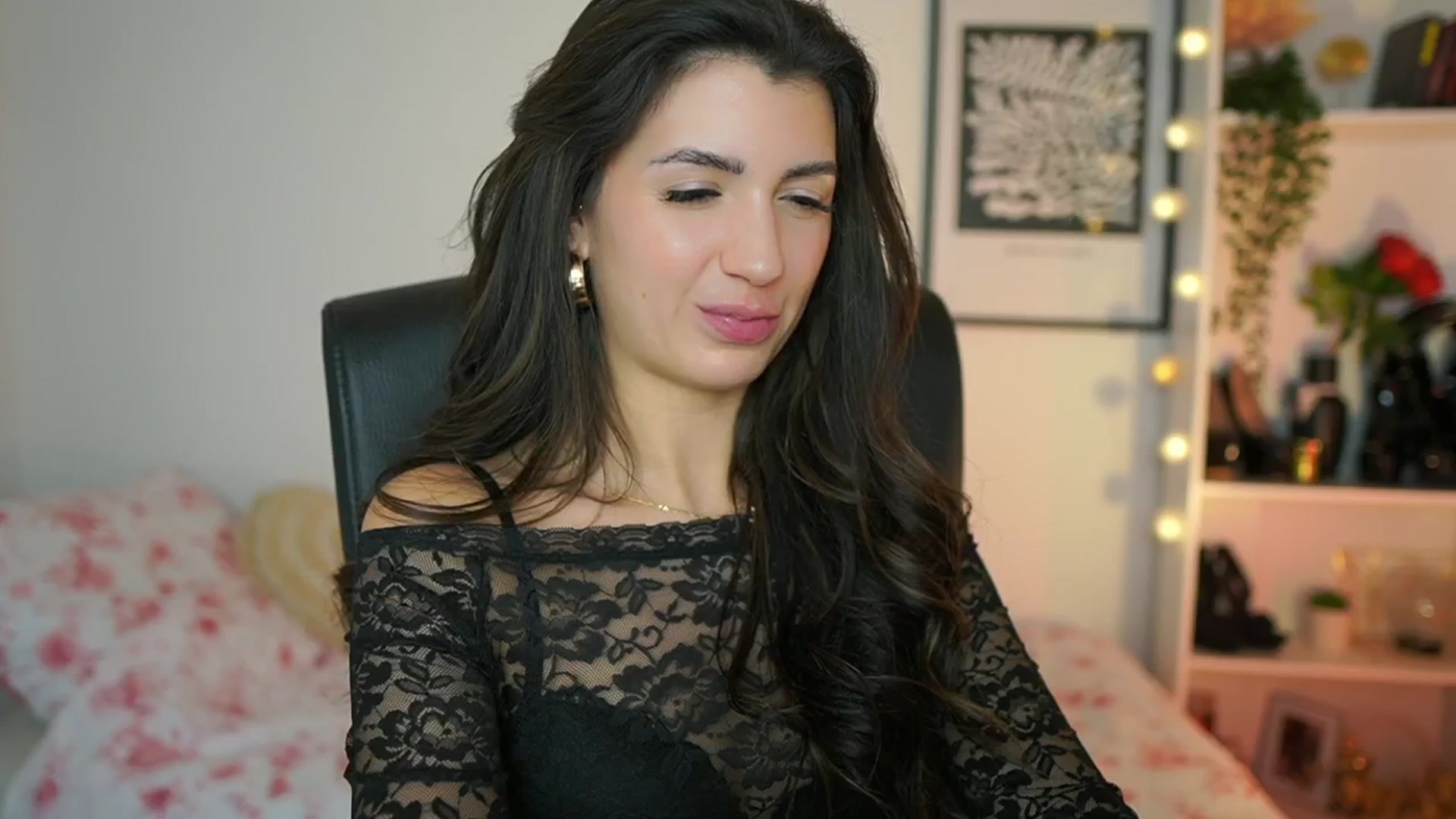 Gallery image thumbnail from Julia_Roca's myfreecams stream on, 02/09/2025, 17:08 image 8 of 20