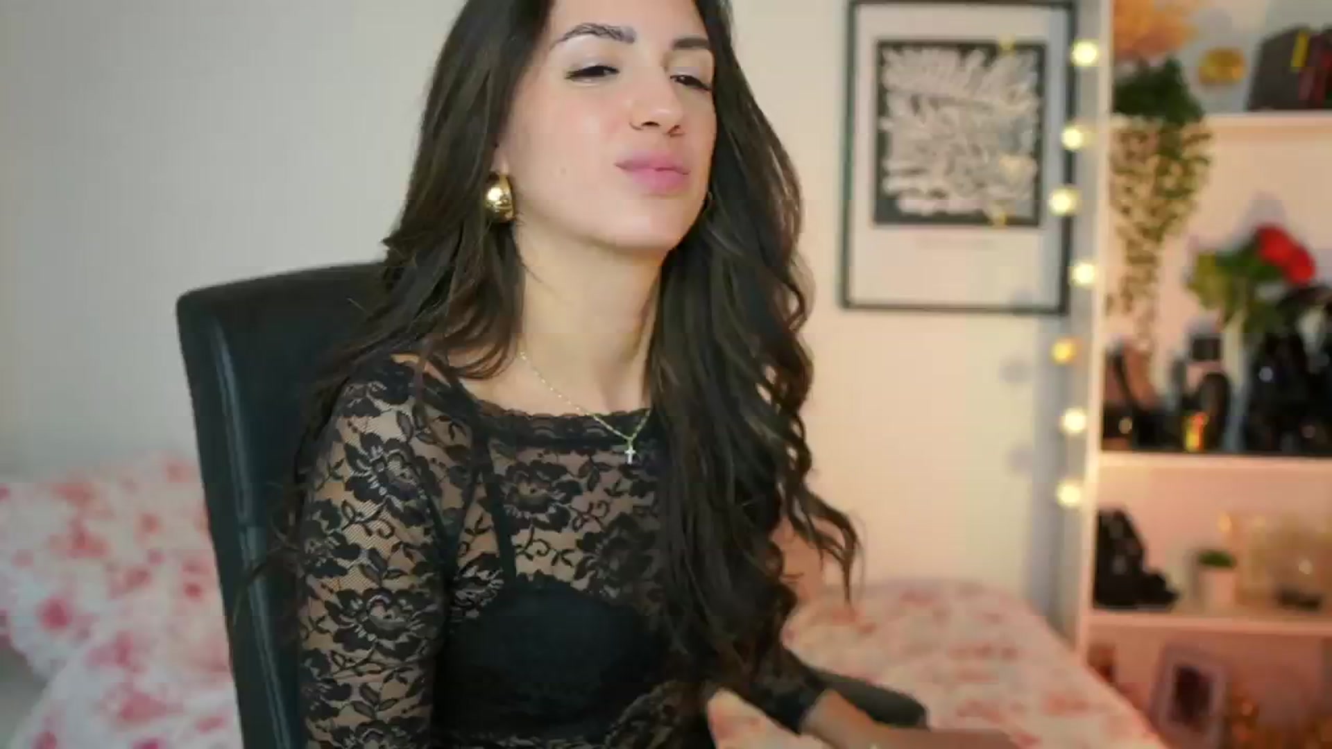 Gallery image thumbnail from Julia_Roca's myfreecams stream on, 02/09/2025, 17:08 image 13 of 20