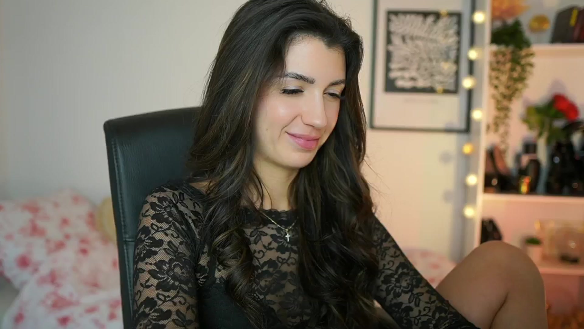 Gallery image thumbnail from Julia_Roca's myfreecams stream on, 02/09/2025, 17:08 image 5 of 20