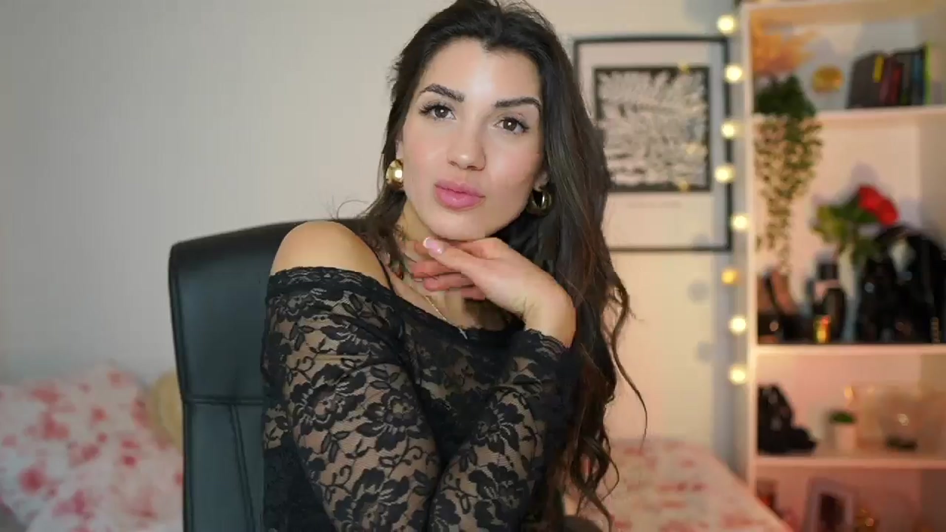 Gallery image thumbnail from Julia_Roca's myfreecams stream on, 02/09/2025, 19:03 image 12 of 20