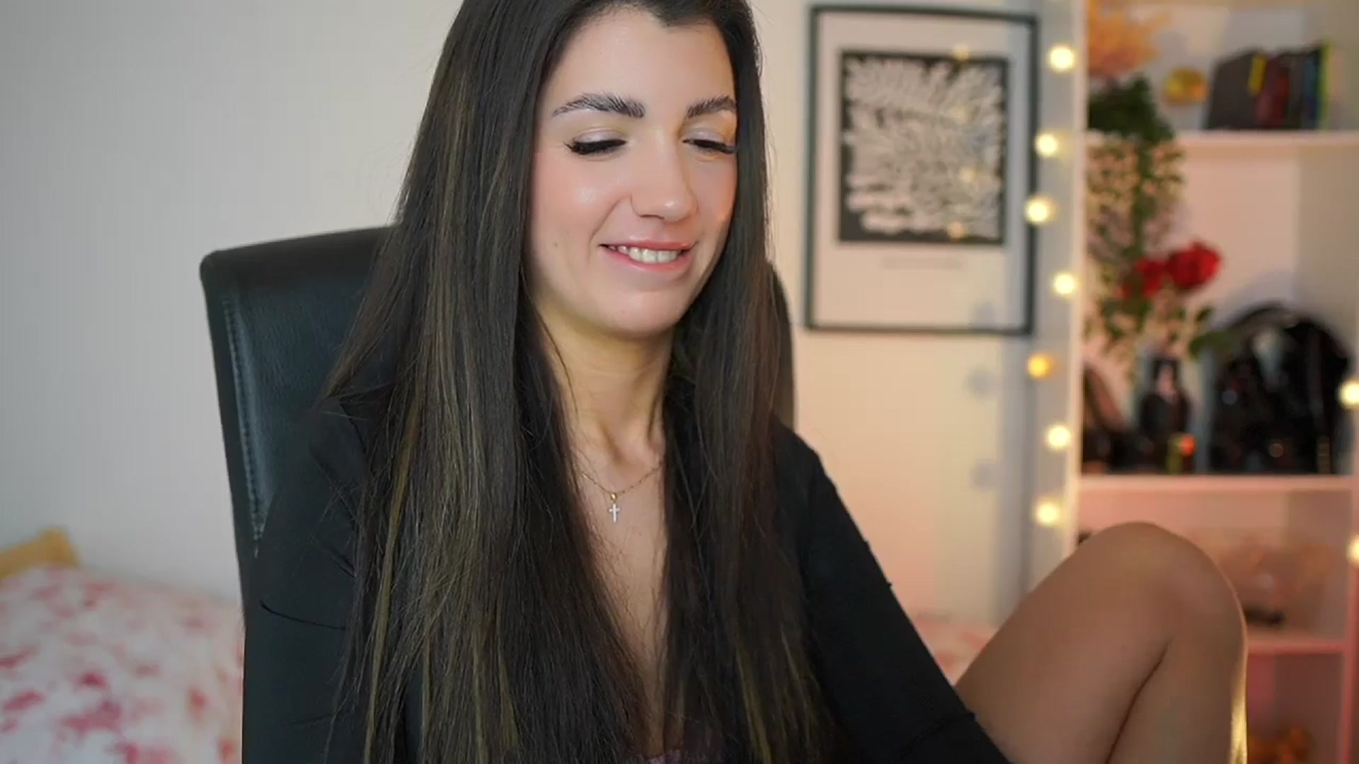 Gallery image thumbnail from Julia_Roca's myfreecams stream on, 02/15/2025, 09:34 image 12 of 20