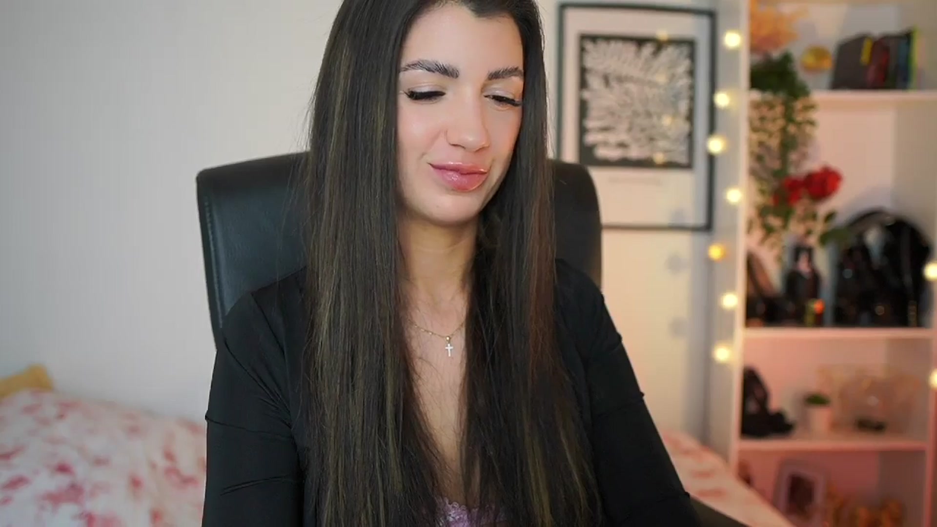 Gallery image thumbnail from Julia_Roca's myfreecams stream on, 02/15/2025, 09:34 image 7 of 20