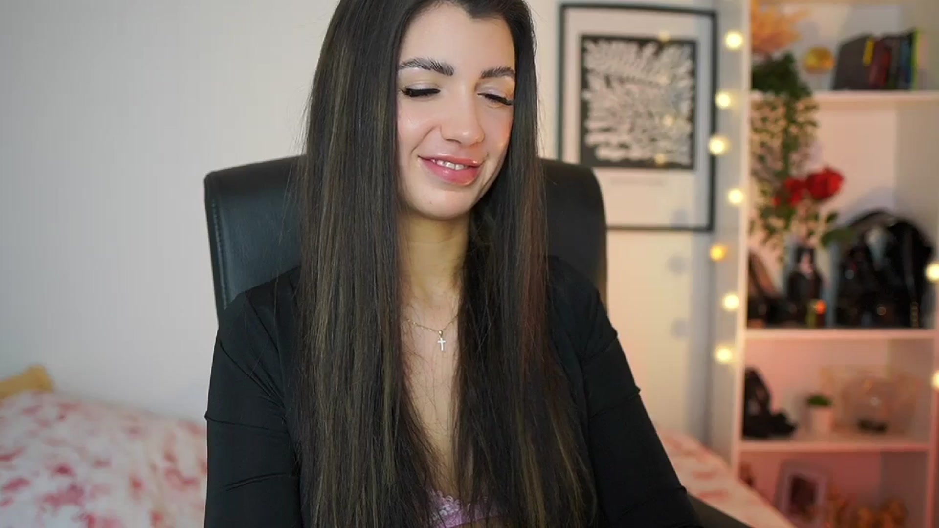 Gallery image thumbnail from Julia_Roca's myfreecams stream on, 02/15/2025, 09:34 image 9 of 20