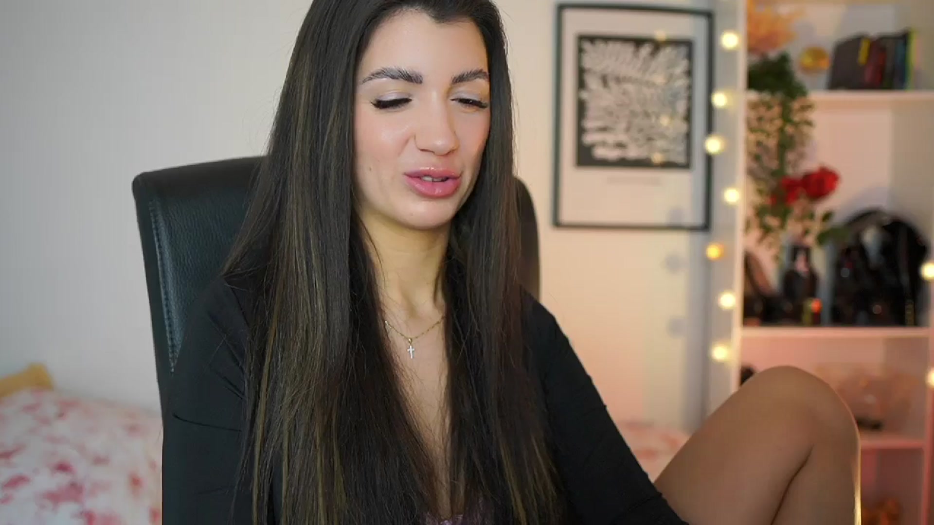 Gallery image thumbnail from Julia_Roca's myfreecams stream on, 02/15/2025, 09:34 image 13 of 20