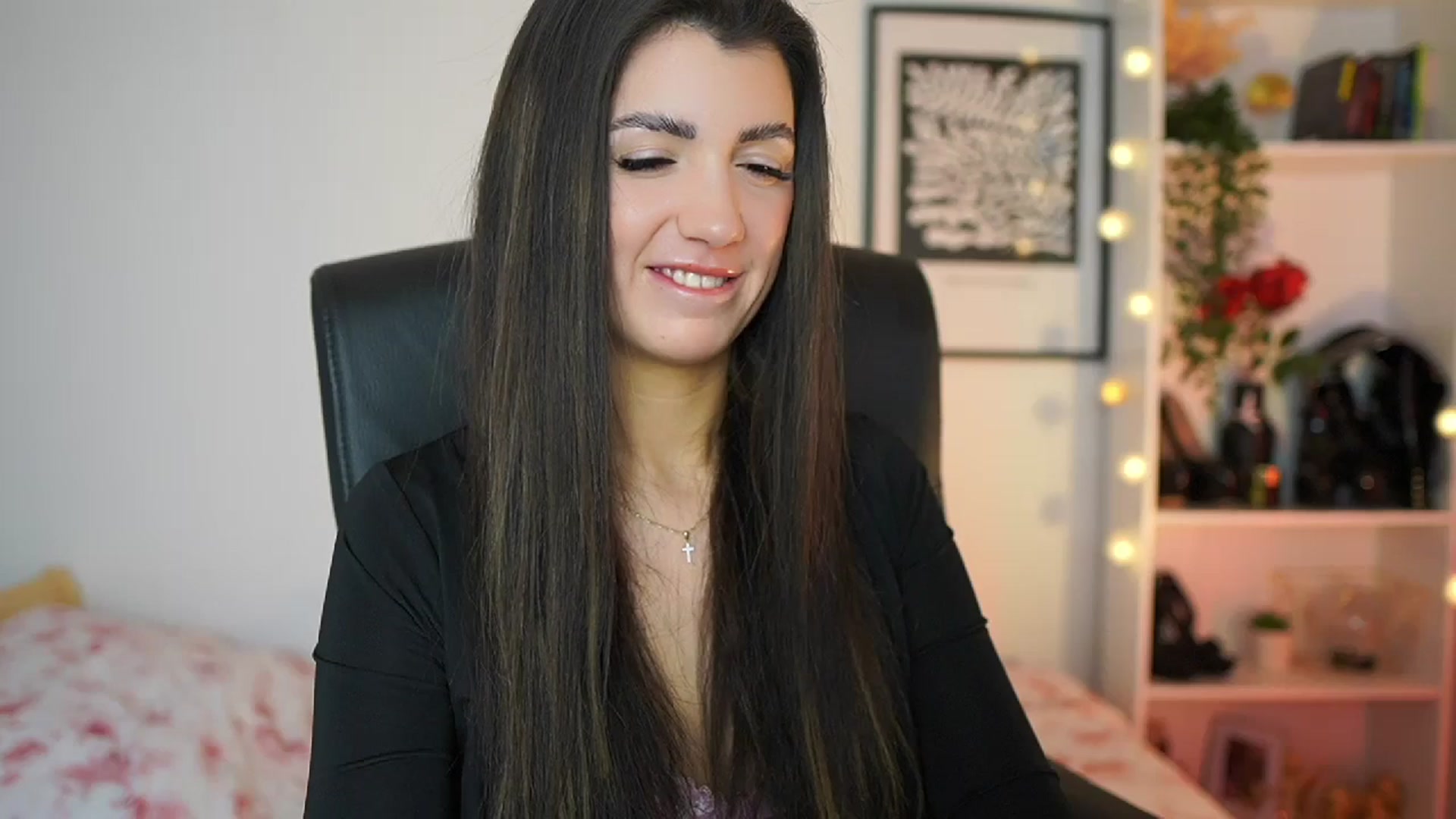 Gallery image thumbnail from Julia_Roca's myfreecams stream on, 02/15/2025, 09:34 image 11 of 20