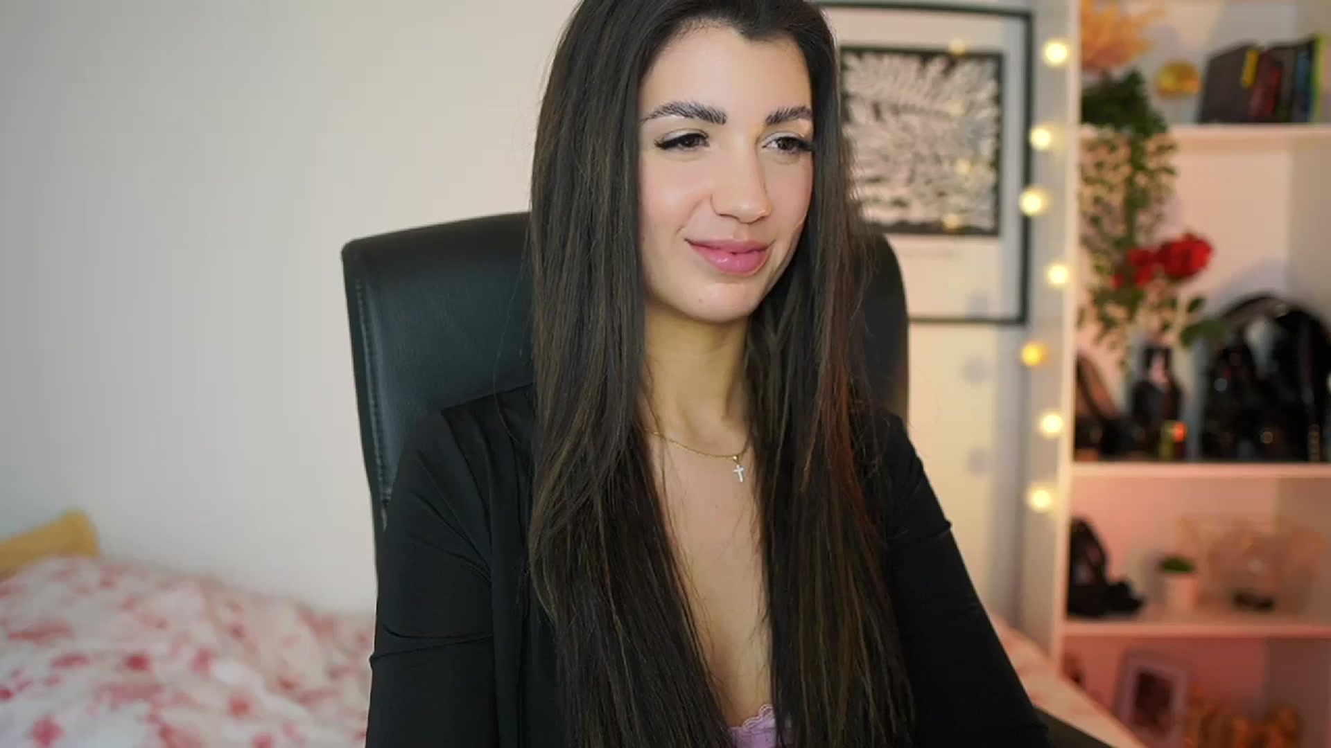 Gallery image thumbnail from Julia_Roca's myfreecams stream on, 02/15/2025, 12:08 image 20 of 20
