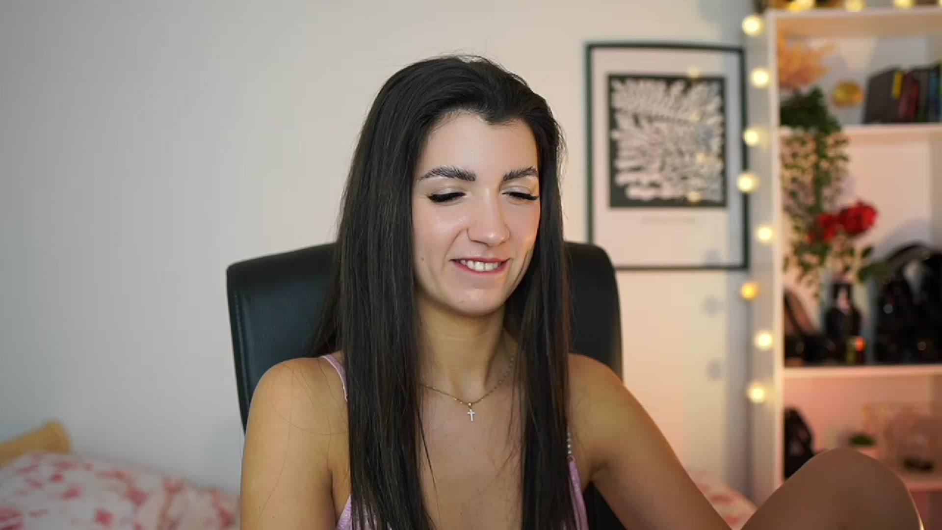 Gallery image thumbnail from Julia_Roca's myfreecams stream on, 02/15/2025, 19:02 image 1 of 20