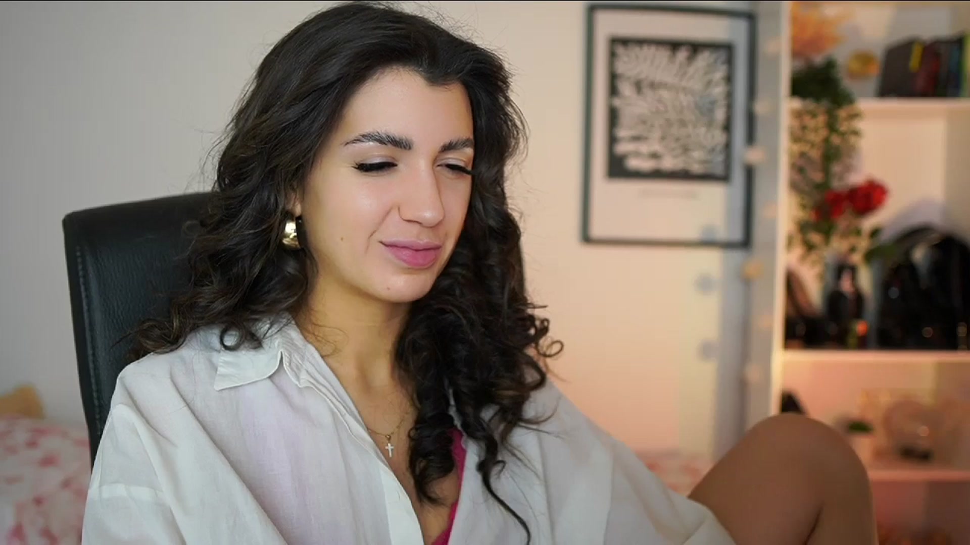 Gallery image thumbnail from Julia_Roca's myfreecams stream on, 02/16/2025, 14:27 image 6 of 20