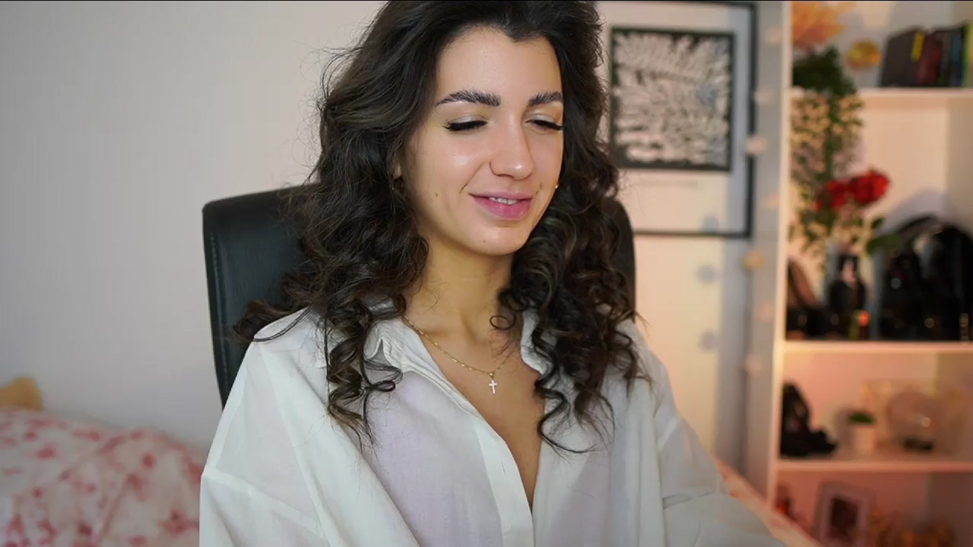 Gallery image thumbnail from Julia_Roca's myfreecams stream on, 02/16/2025, 14:27 image 19 of 20