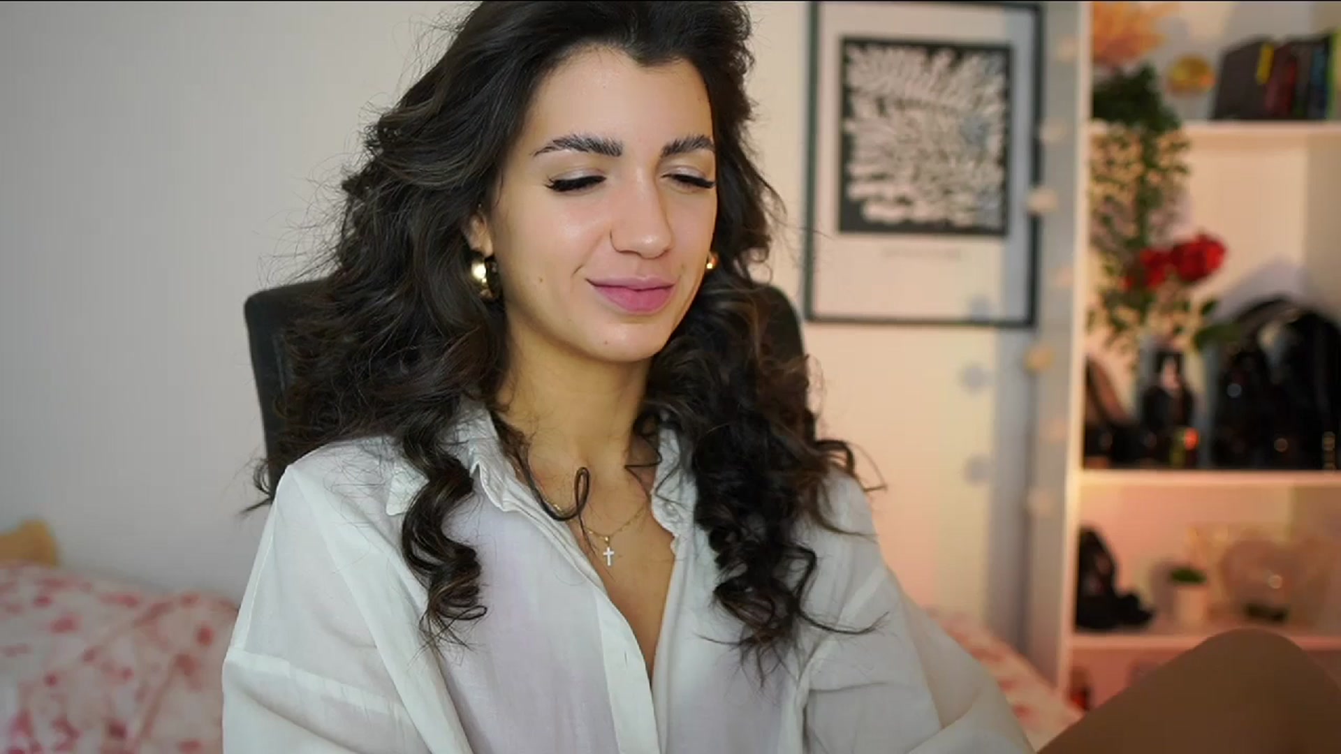 Gallery image thumbnail from Julia_Roca's myfreecams stream on, 02/16/2025, 14:27 image 16 of 20