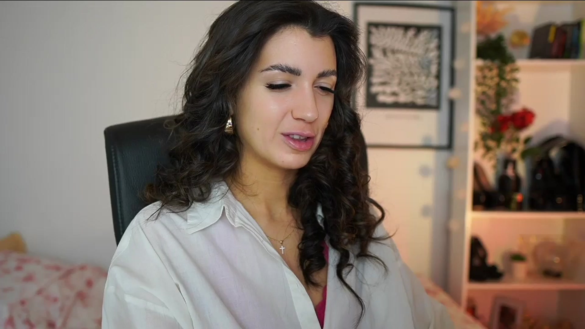 Gallery image thumbnail from Julia_Roca's myfreecams stream on, 02/16/2025, 14:27 image 7 of 20